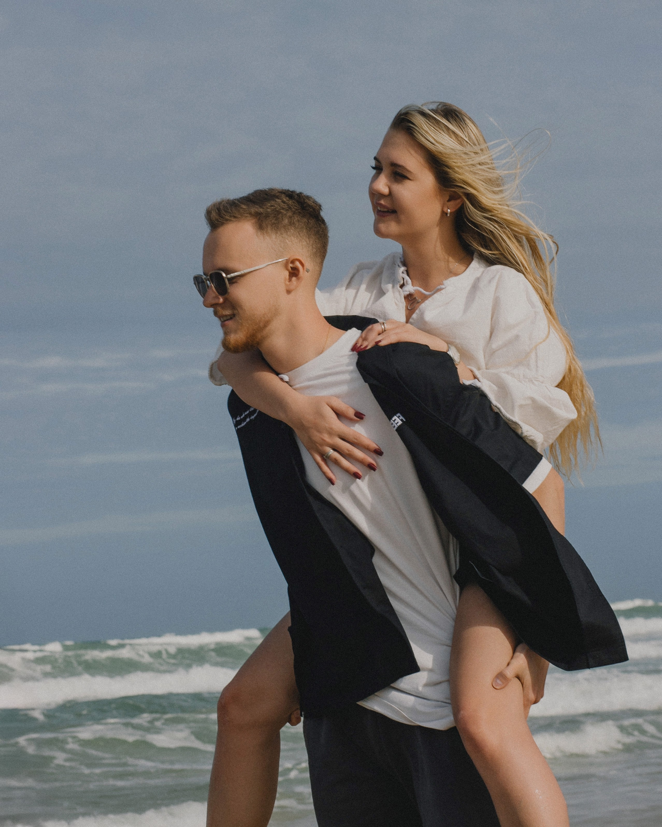 Дима и Дана пляж Бай Дай. Главная