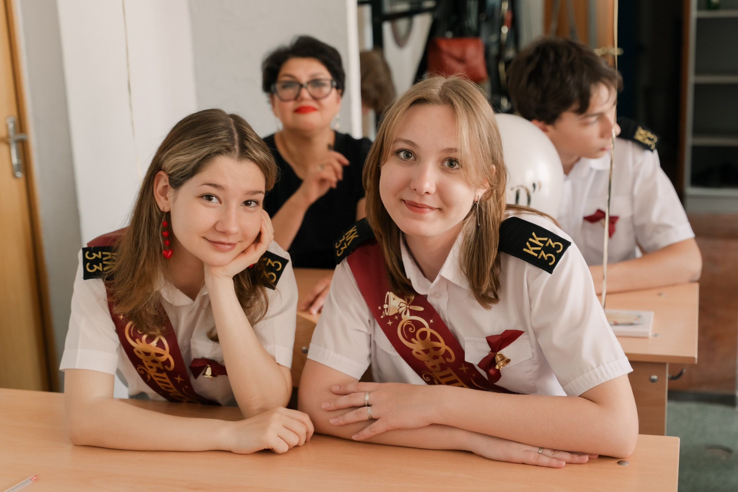 9 класс 33 школа. Выпускные альбомы Натальи Бутко: Новороссийск, Анапа, Геленджик