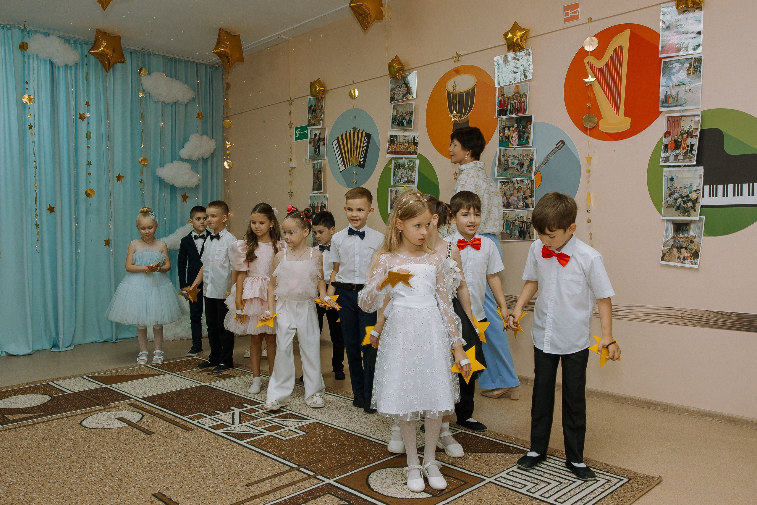 Выпускной в ДС -29. Выпускные альбомы Натальи Бутко: Новороссийск, Анапа, Геленджик