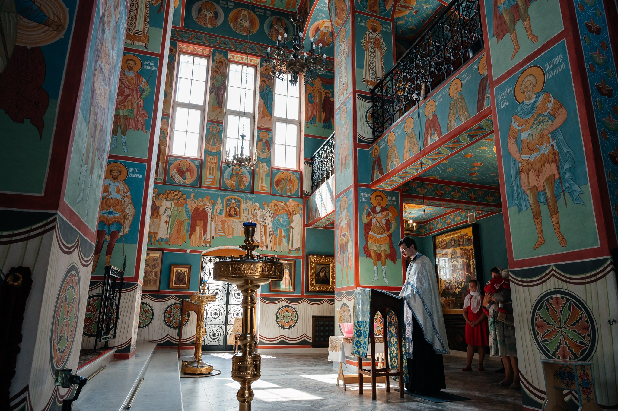 Крещение в храме. Свадебный и семейный фотограф из Санкт-Петербурга Климов Анатолий