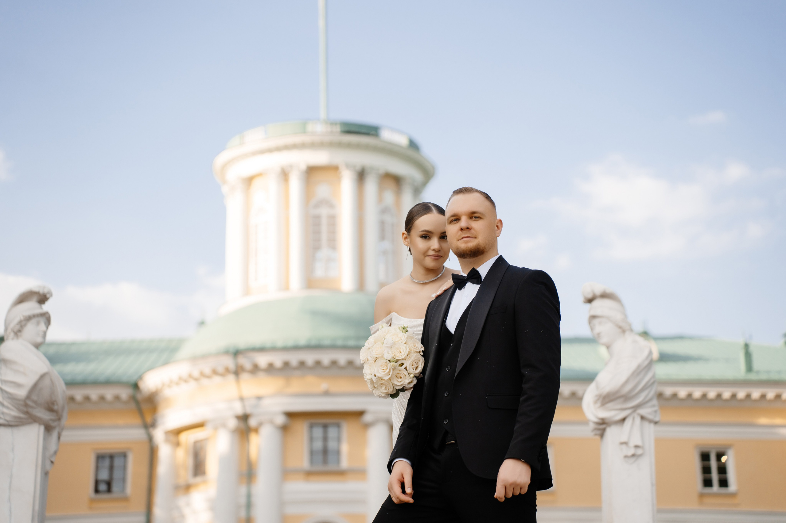Свадебная фотосессия в парке Архангельское. Свадебный и семейный фотограф в Москве Светлана Зоткина