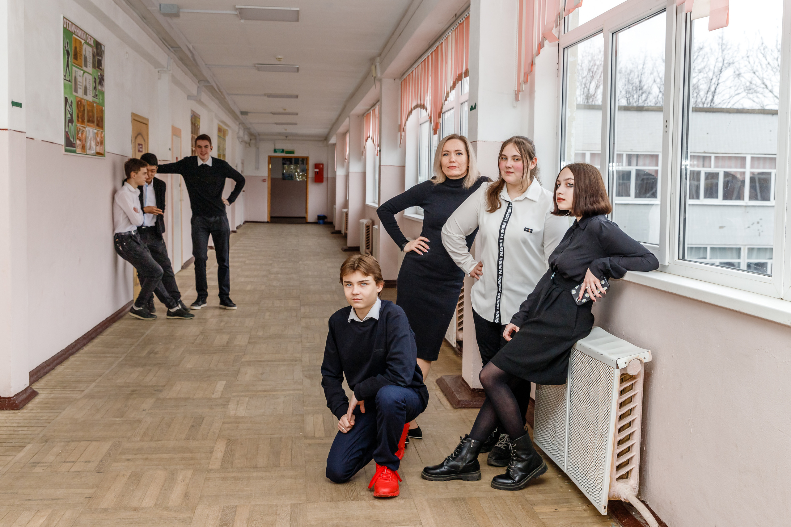 И В ШКОЛЕ ЕСТЬ ЖИЗНЬ. Марина Ушакова. Фотограф. Выпускные альбомы. г. Краснодар