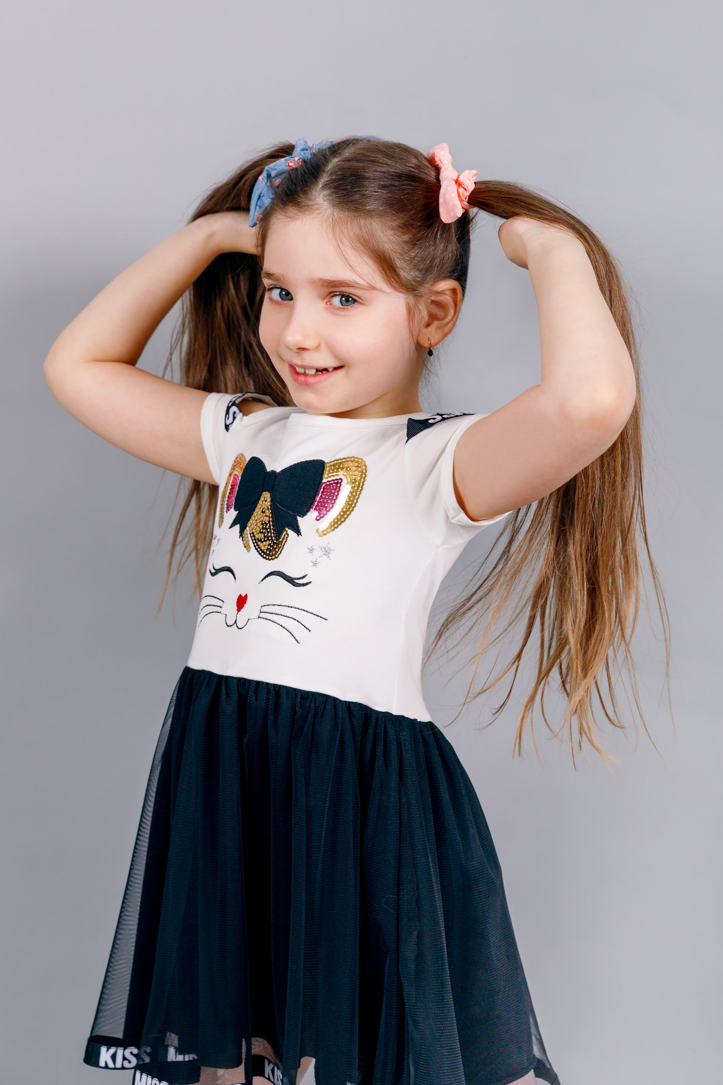 ПОРТРЕТЫ В ПОМЕЩЕНИИ. Марина Ушакова. Фотограф. Выпускные альбомы. г. Краснодар