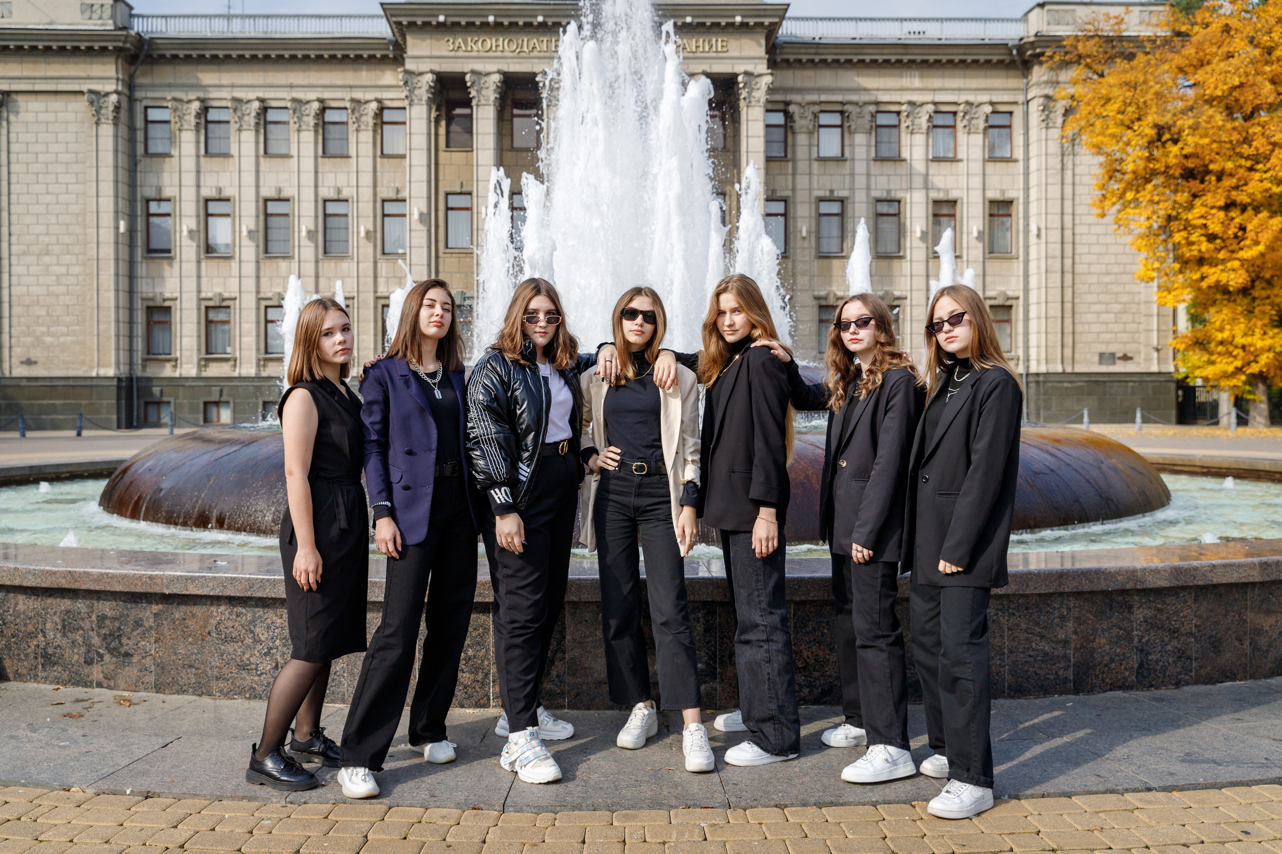 Прогулка по Красной с лёгким намёком на стиль 90-х. Марина Ушакова. Фотограф. Выпускные альбомы. г. Краснодар