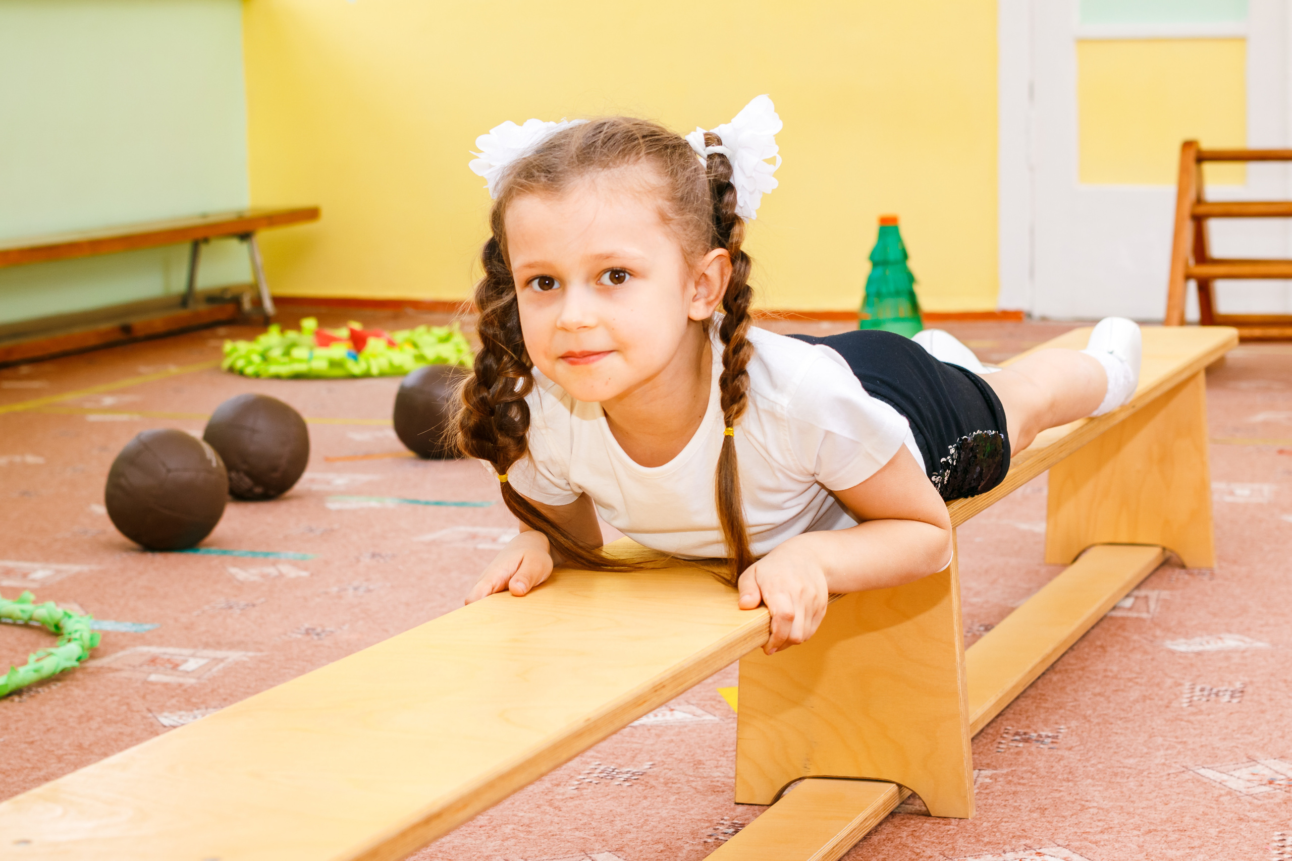 ФИЗКУЛЬТУРА. Марина Ушакова. Фотограф. Выпускные альбомы. г. Краснодар