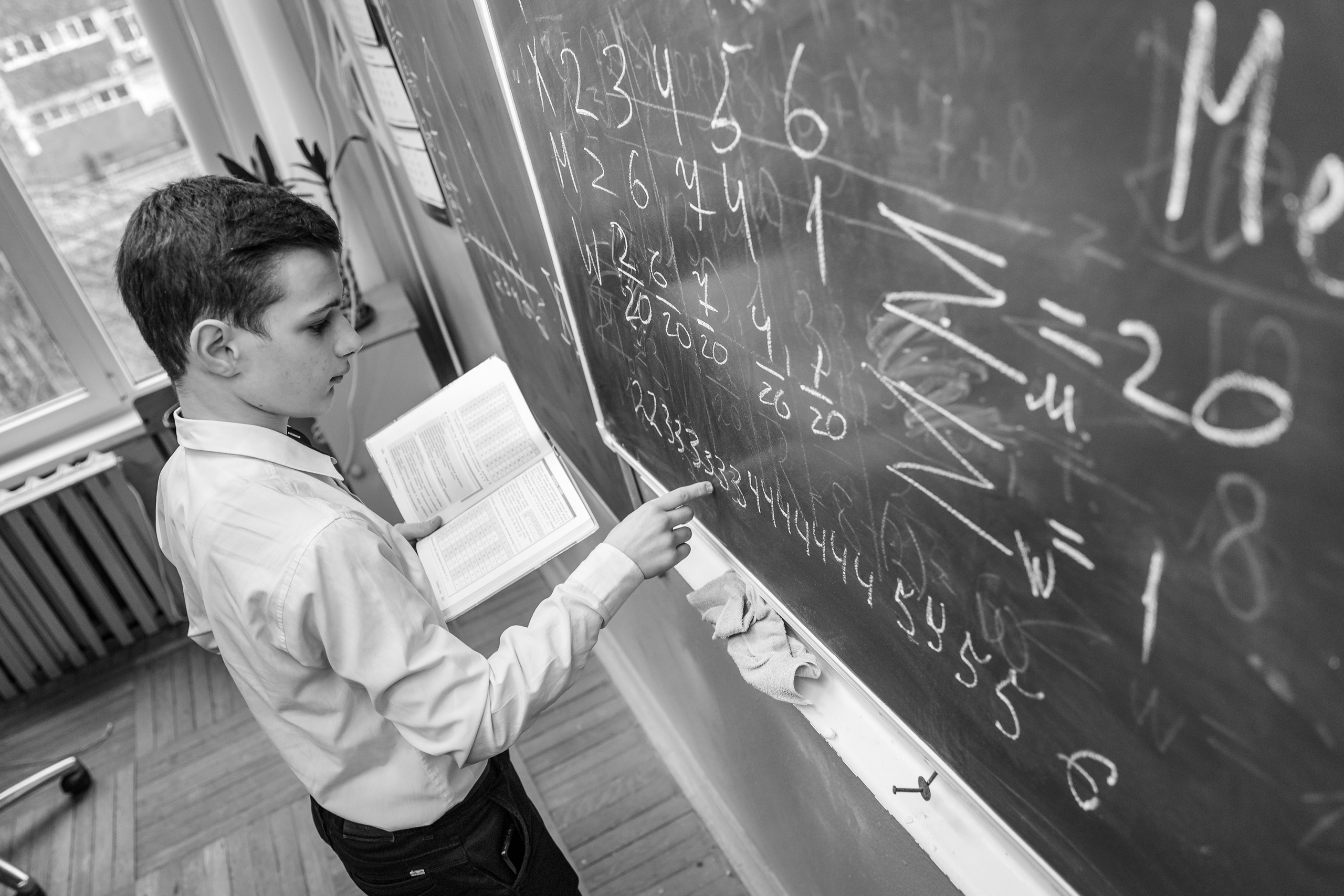 ОТ ЗВОНКА ДО ЗВОНКА. Марина Ушакова. Фотограф. Выпускные альбомы. г. Краснодар