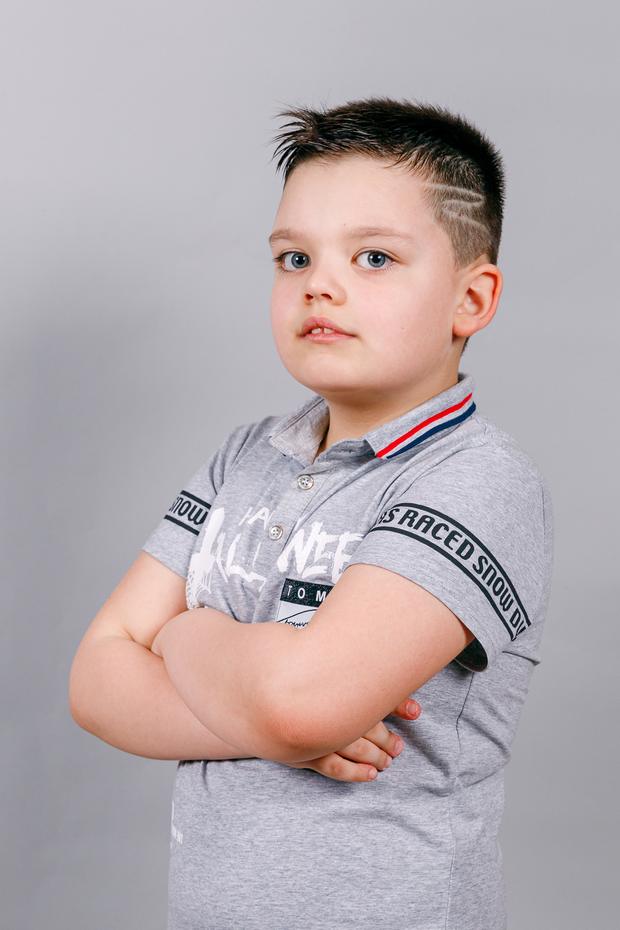 ПОРТРЕТЫ В ПОМЕЩЕНИИ. Марина Ушакова. Фотограф. Выпускные альбомы. г. Краснодар