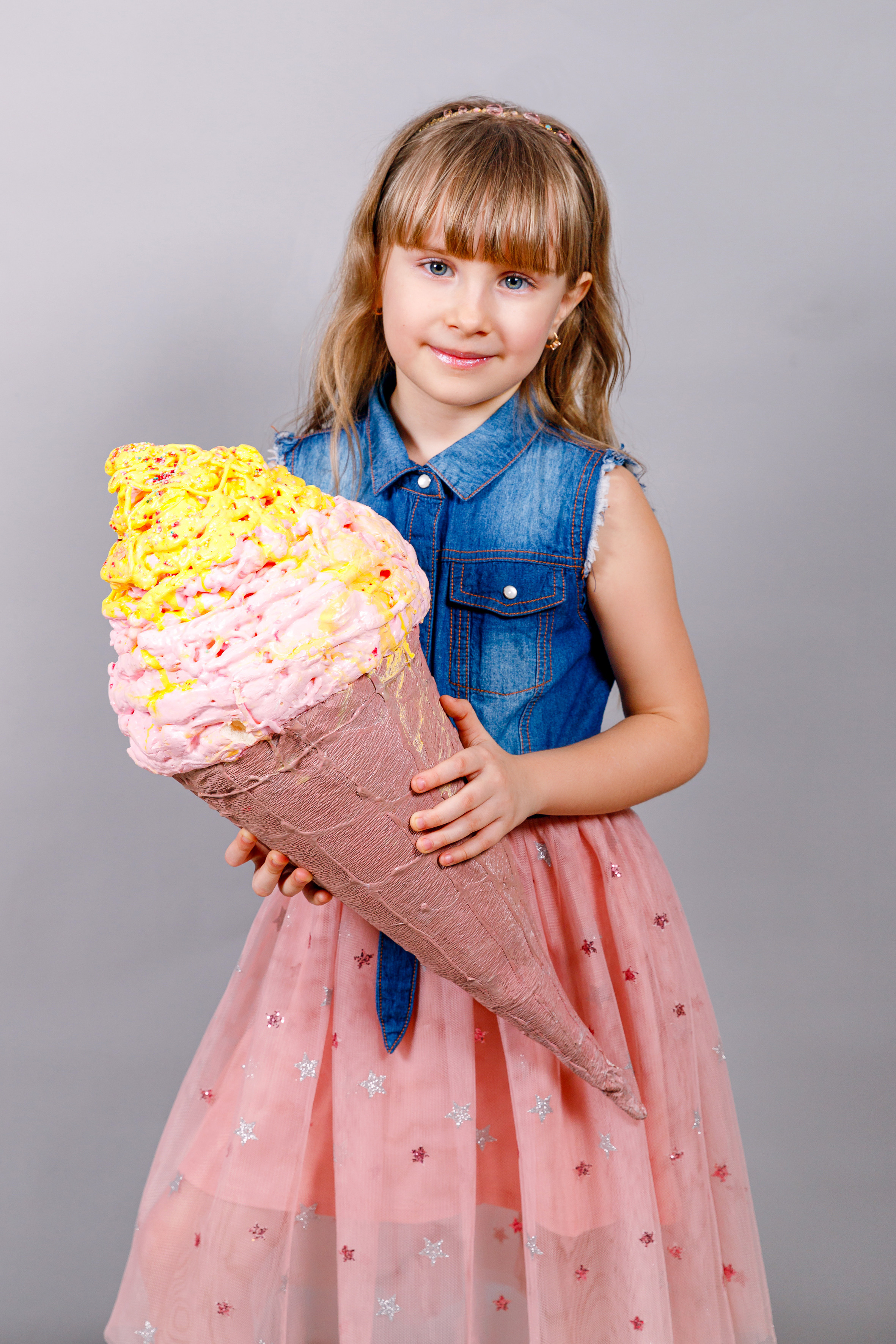 ПОРТРЕТЫ В ПОМЕЩЕНИИ. Марина Ушакова. Фотограф. Выпускные альбомы. г. Краснодар