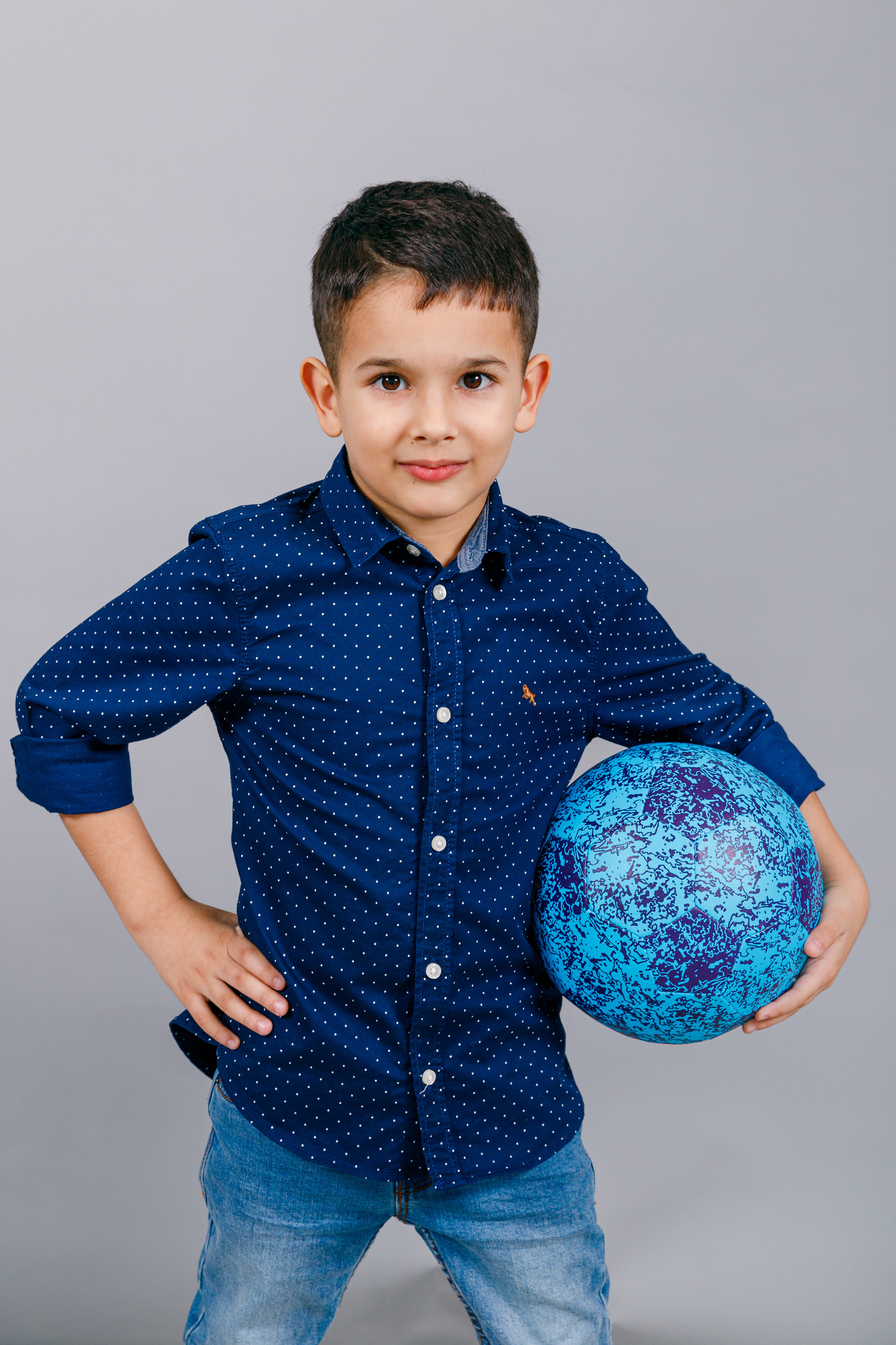 ПОРТРЕТЫ В ПОМЕЩЕНИИ. Марина Ушакова. Фотограф. Выпускные альбомы. г. Краснодар