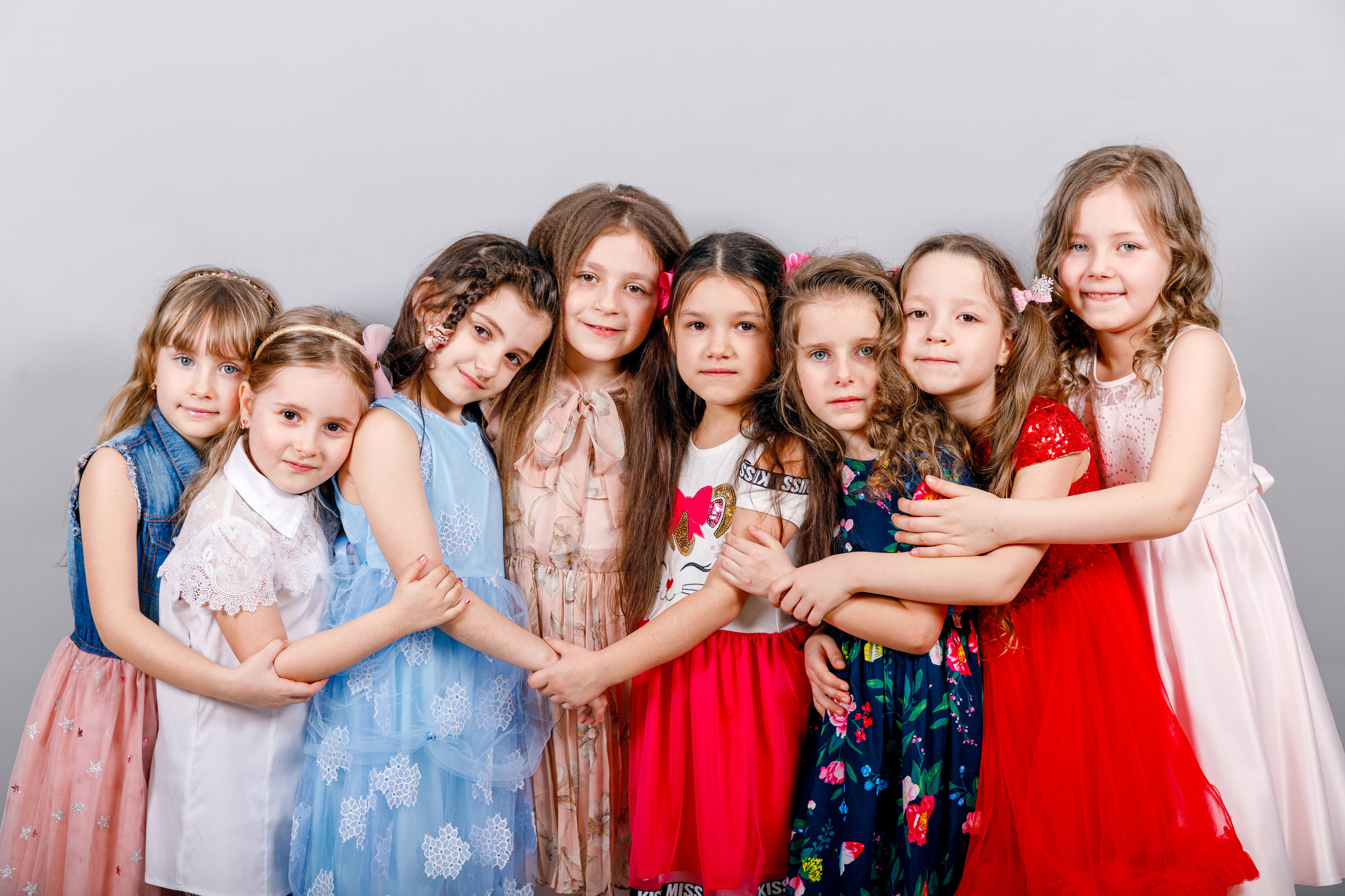 ЗАНЯТИЯ И ИГРЫ. Марина Ушакова. Фотограф. Выпускные альбомы. г. Краснодар