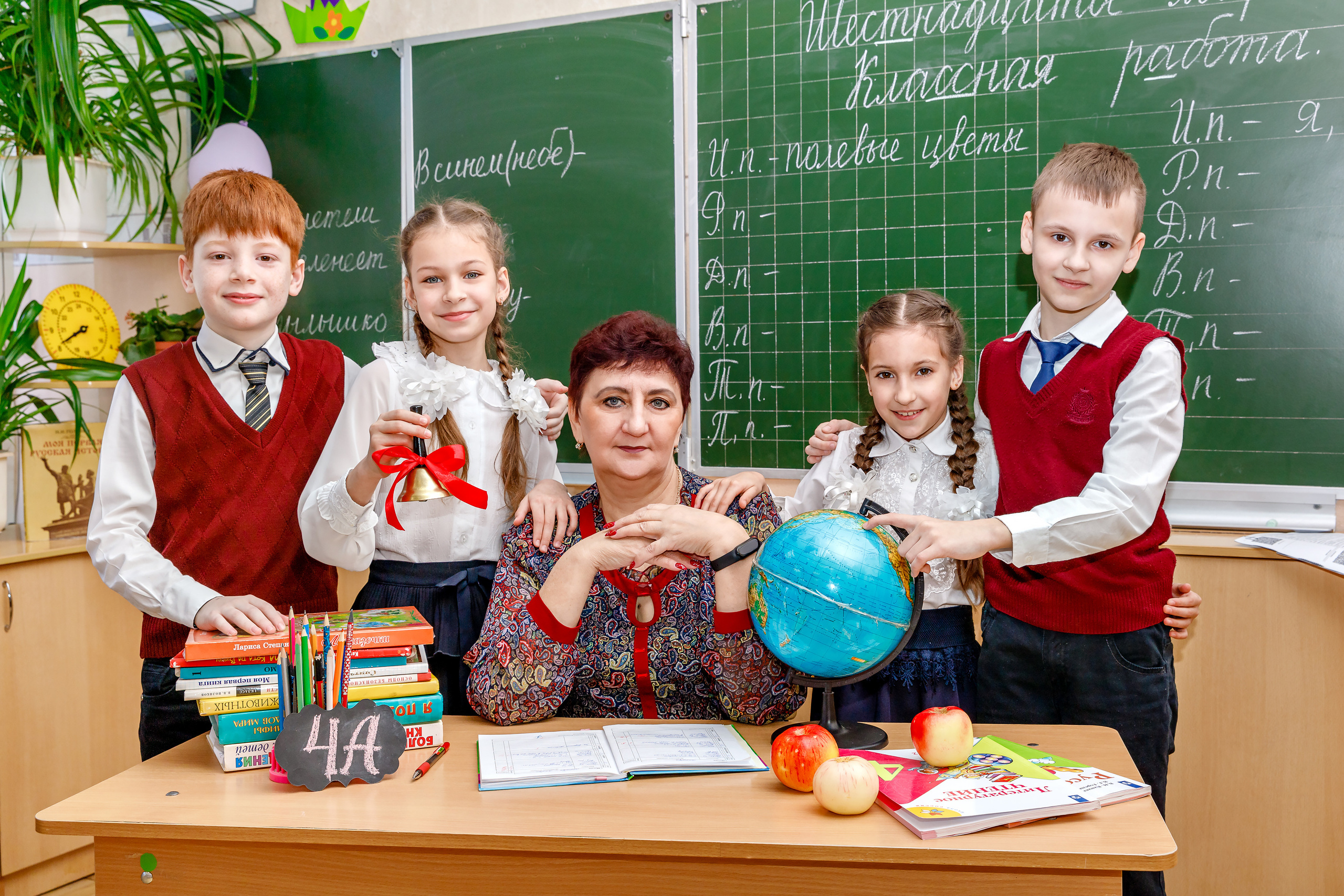 ШКОЛЬНАЯ ЖИЗНЬ. Марина Ушакова. Фотограф. Выпускные альбомы. г. Краснодар