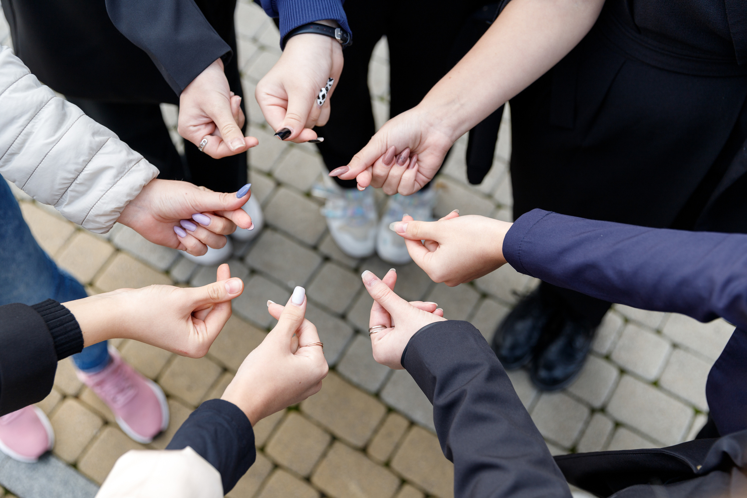 Прогулка по Красной с лёгким намёком на стиль 90-х. Марина Ушакова. Фотограф. Выпускные альбомы. г. Краснодар