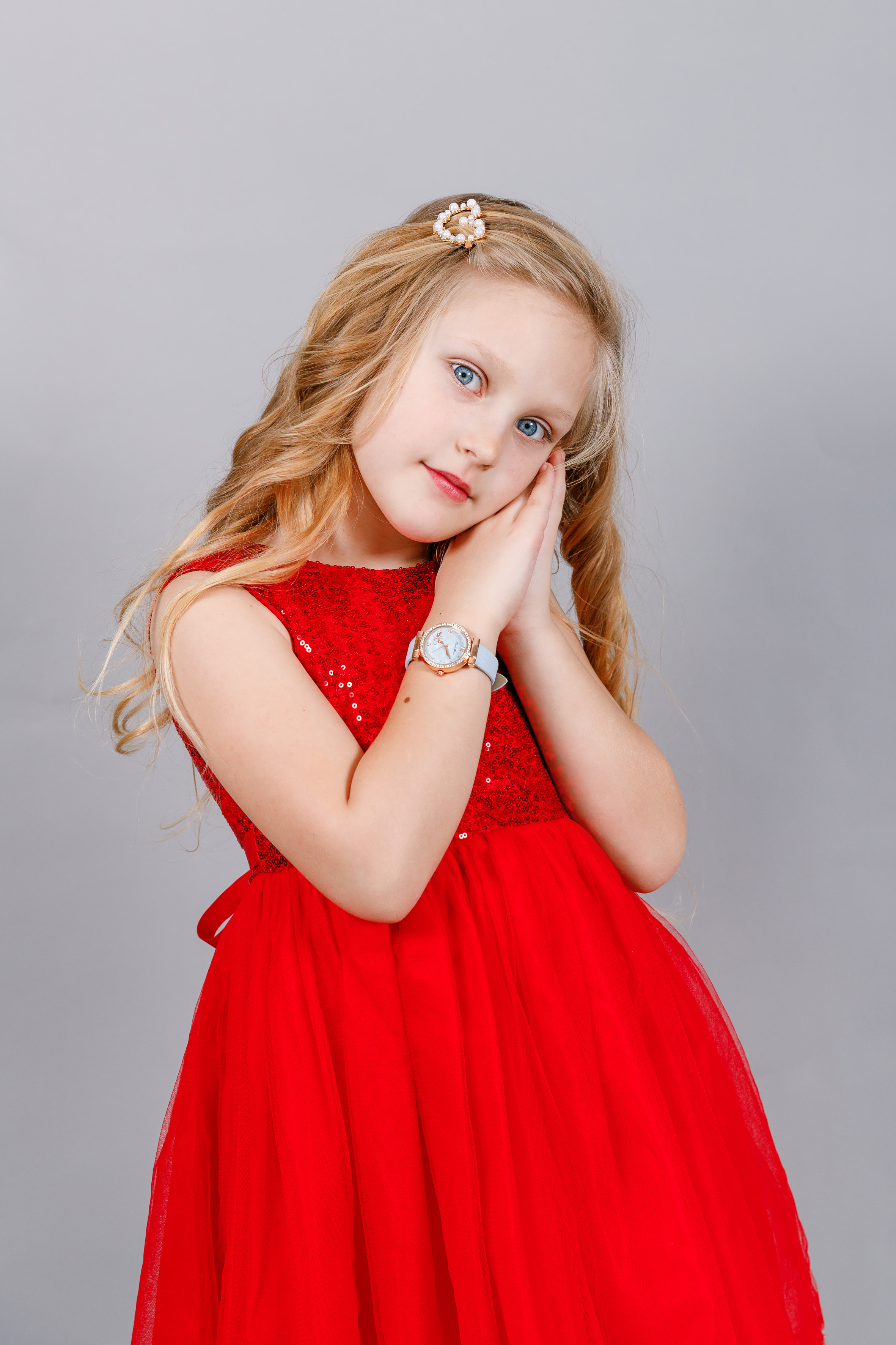 ПОРТРЕТЫ В ПОМЕЩЕНИИ. Марина Ушакова. Фотограф. Выпускные альбомы. г. Краснодар