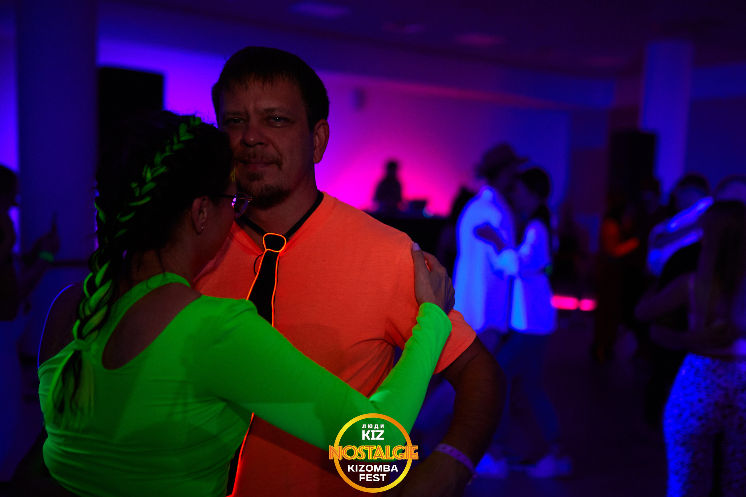 Neon party. Свадебный фотограф