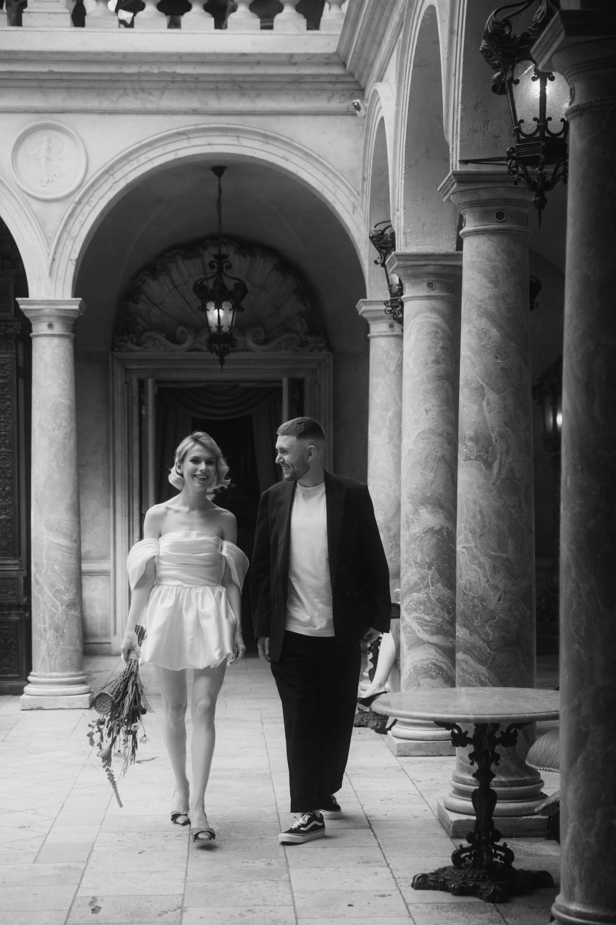 Анна и Никита, роспись и прогулка в Москве. Фотограф в Москве Екатерина Черненко