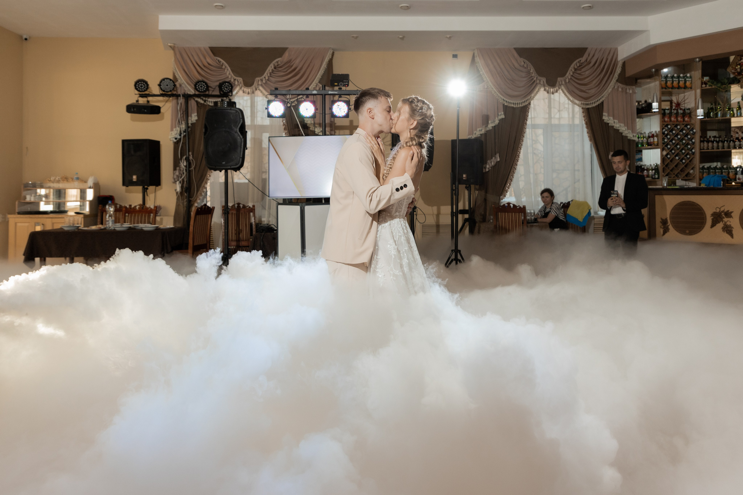 Роман и Александра (банкет). Свадебный фотограф Ангелина Сунгатулина | Саратов | Балаково | Вольск