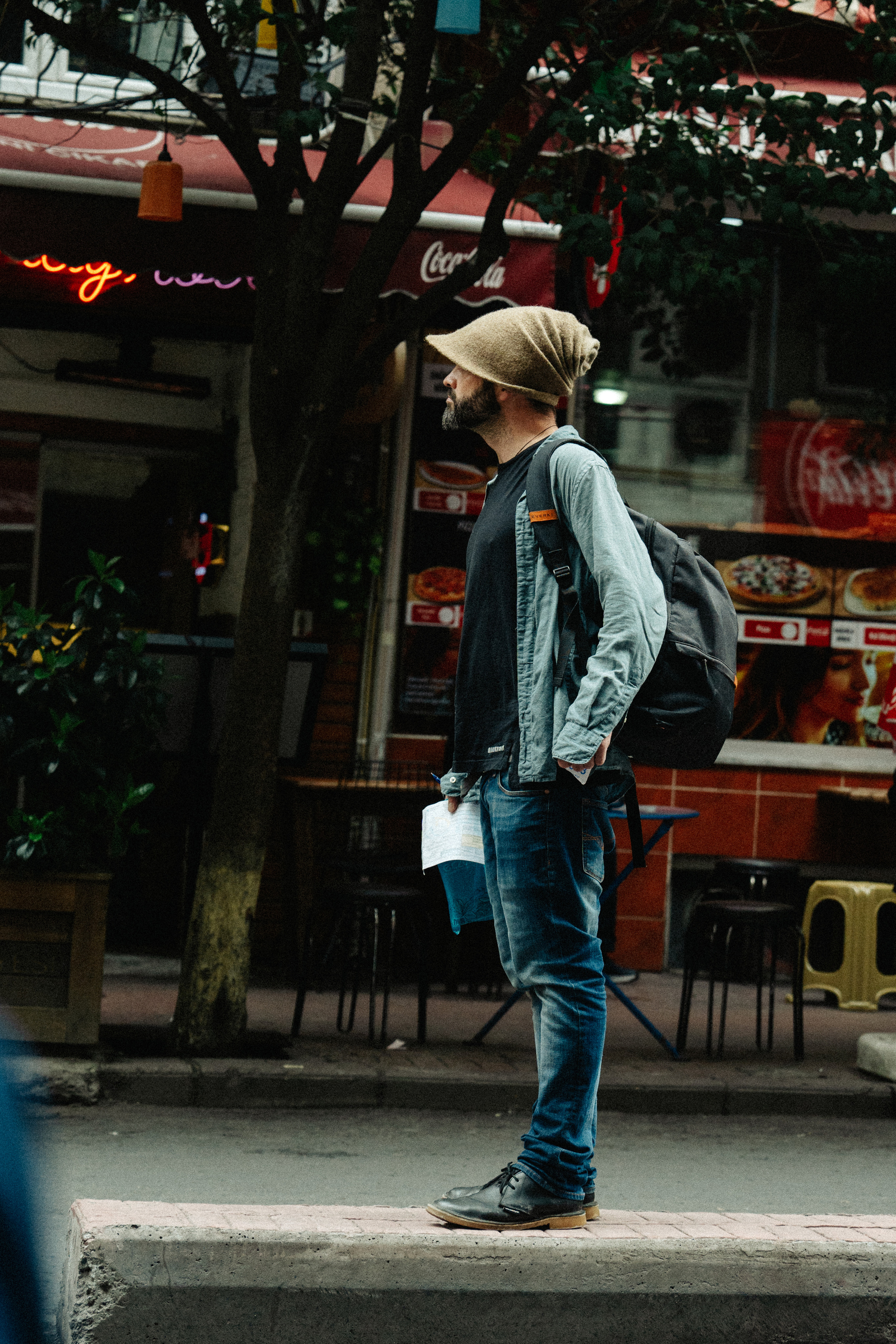 Street. Если ты на Земле — звони