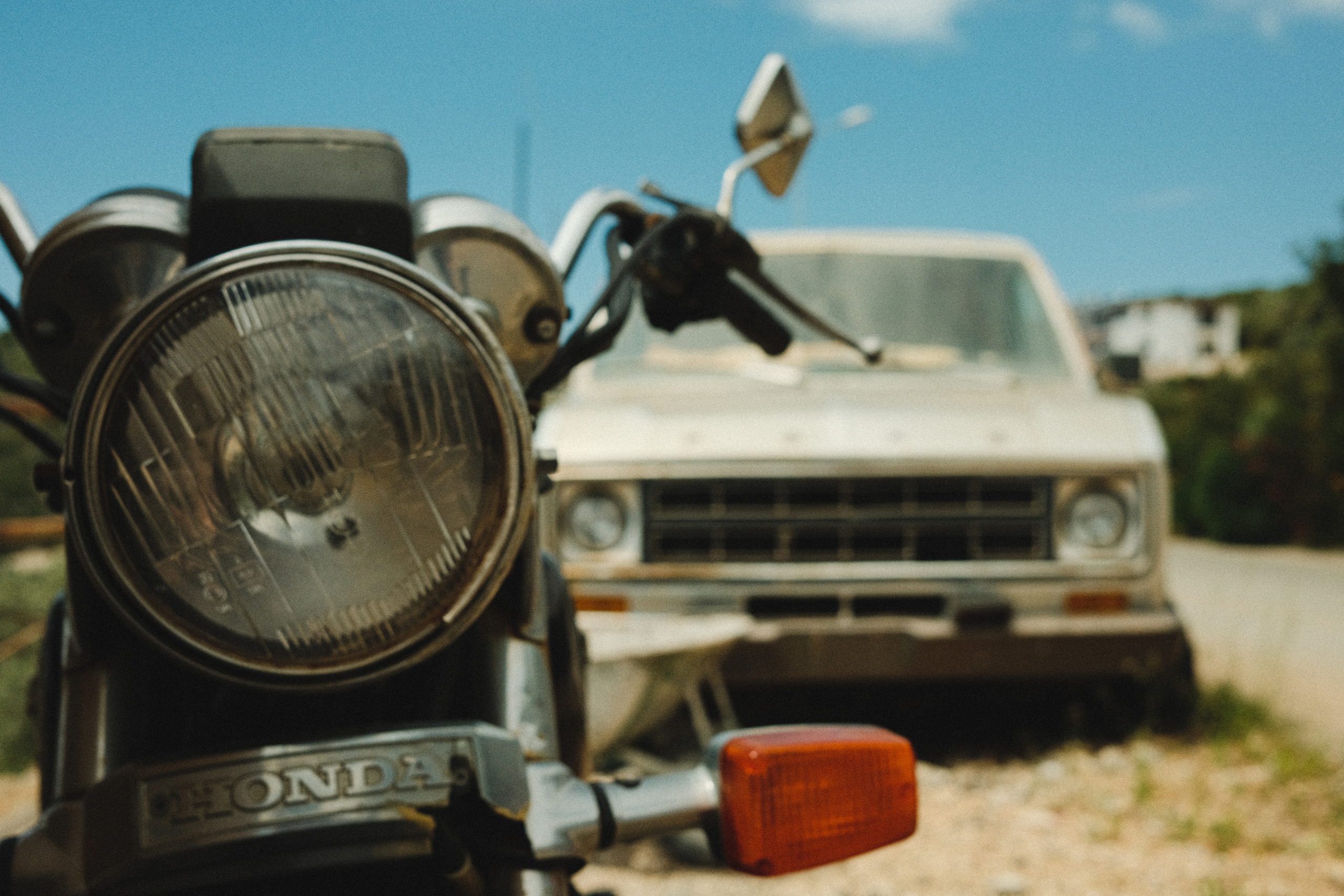 Street. Если ты на Земле — звони