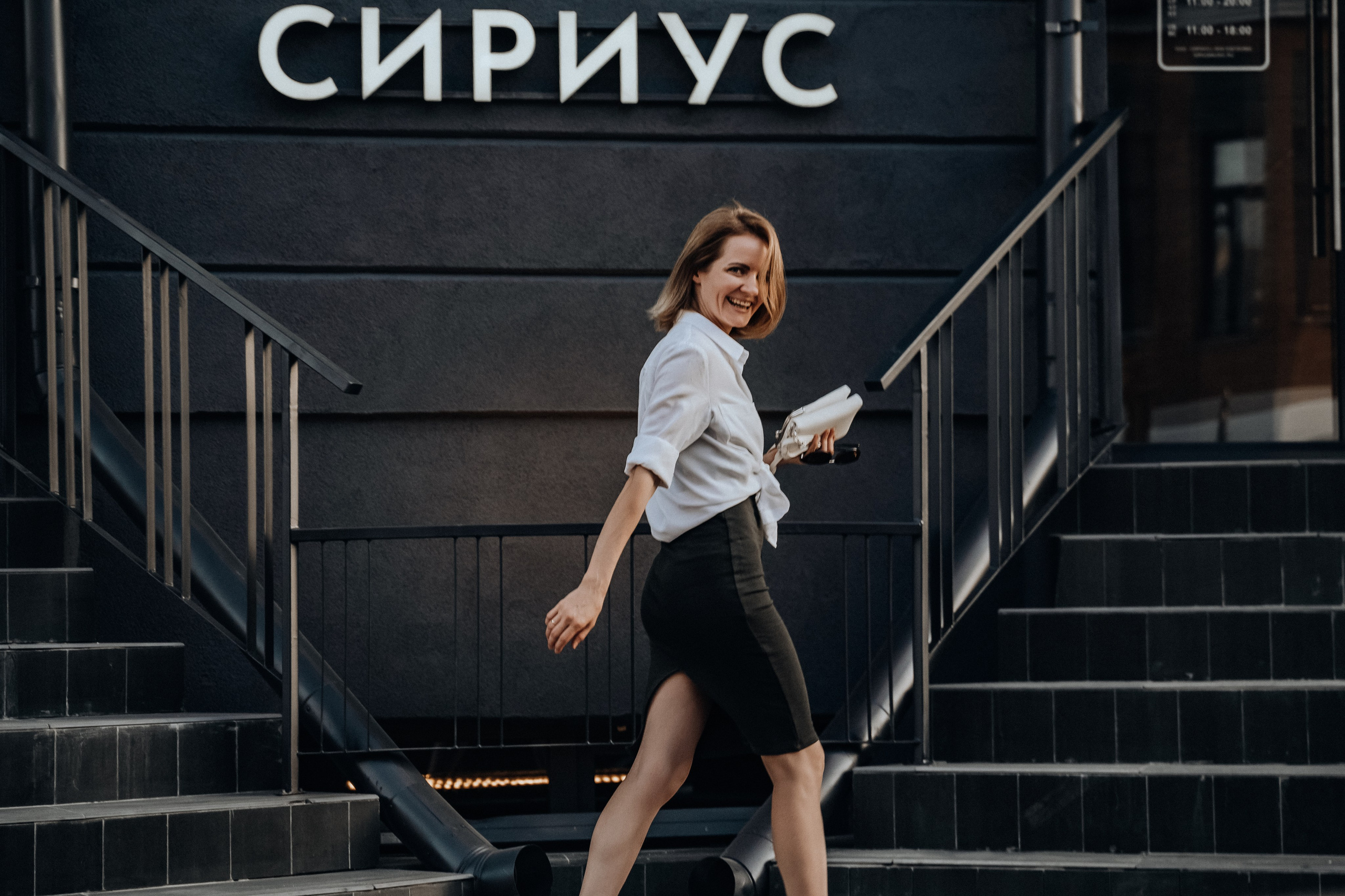 Ольга s t r e e t. Контент фотограф в Москве Кулич Настя