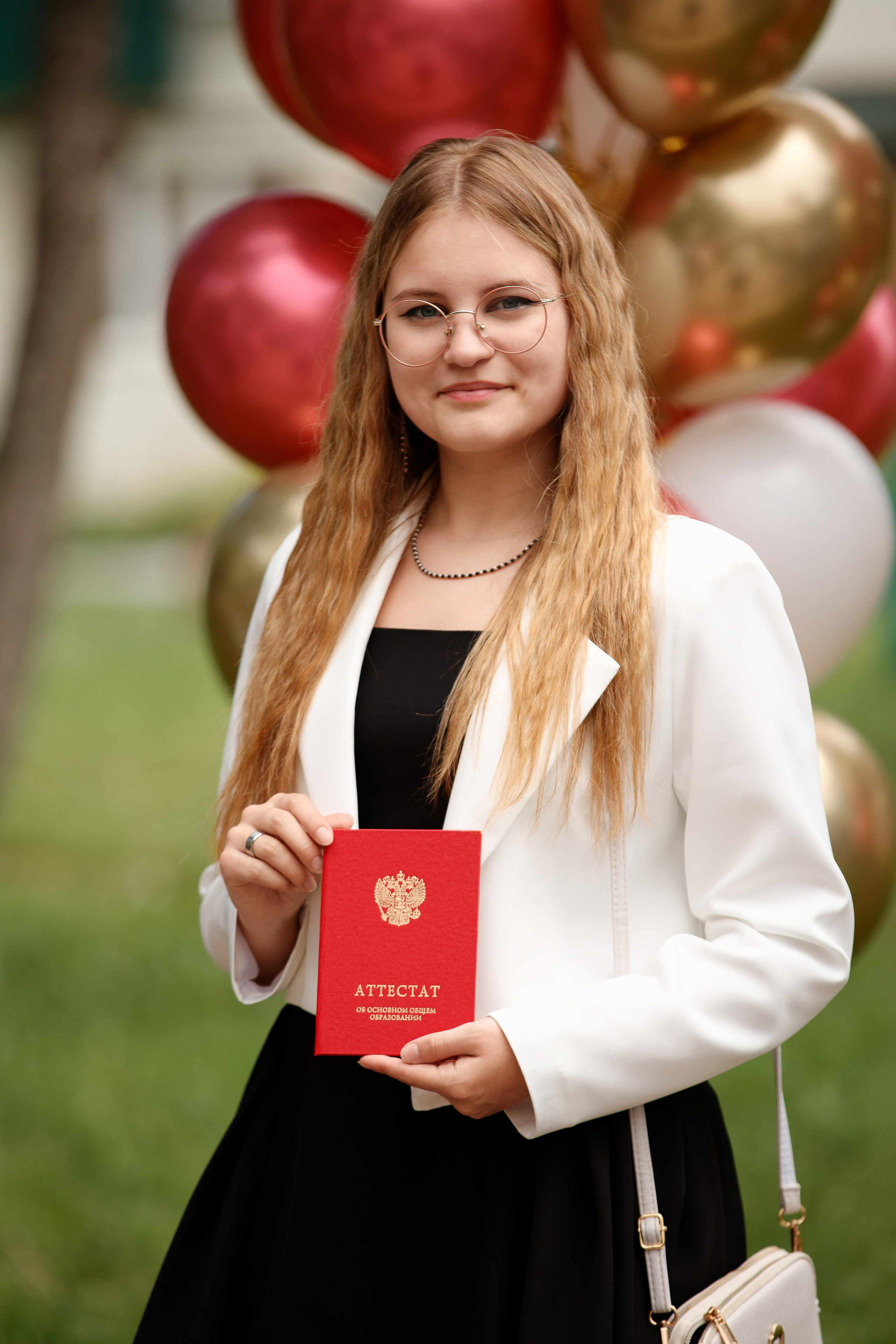 Вручение аттестатов Школа № 57. Семейный фотограф — Макс Белогрудов