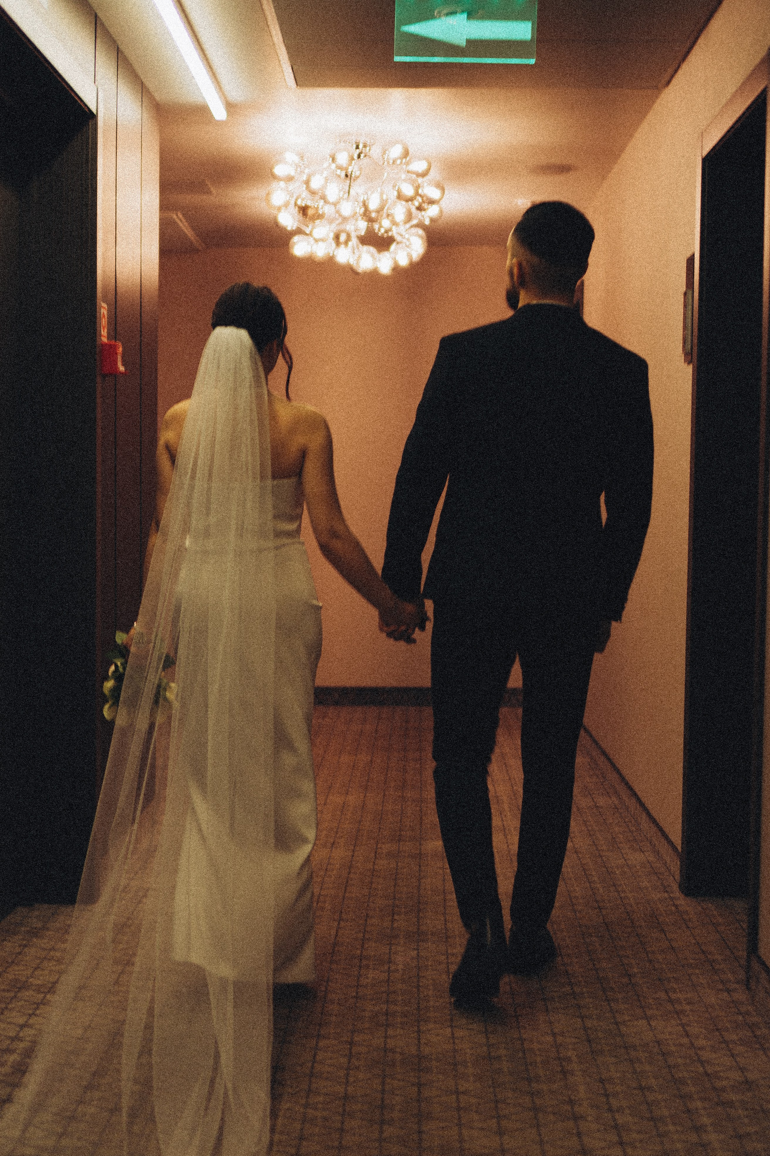 СВАДЕБНАЯ СЬЕМКА СБОРОВ ЖЕНИХА И НЕВЕСТЫ В ОТЕЛЕ И ТАКЖЕ ФОТОСЕССИИЯ В ОТЕЛЕЕ МЕГАПОЛИС БРЯНСК. Профессиональный фотограф, Санкт-Петербург — Виктория Богомолова