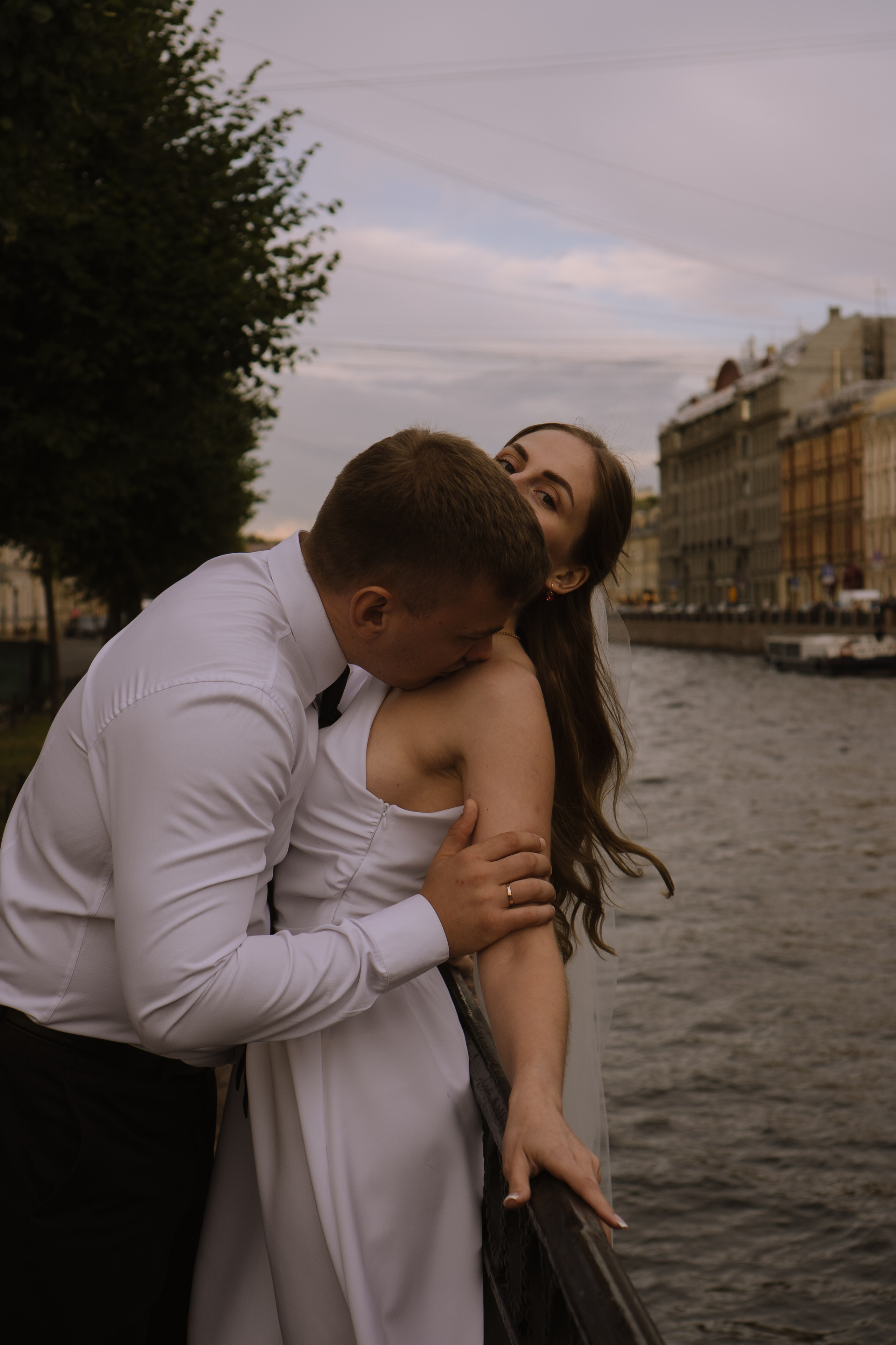 СВАДЕБНАЯ СЬЕМКА С ИСАКИЕВСКИМ СОБОРОМ, АСТОРИЯ И ЗАКОНОДАТЕЛЬНОЕ СОБРАНИЕ. Профессиональный фотограф, Санкт-Петербург — Виктория Богомолова