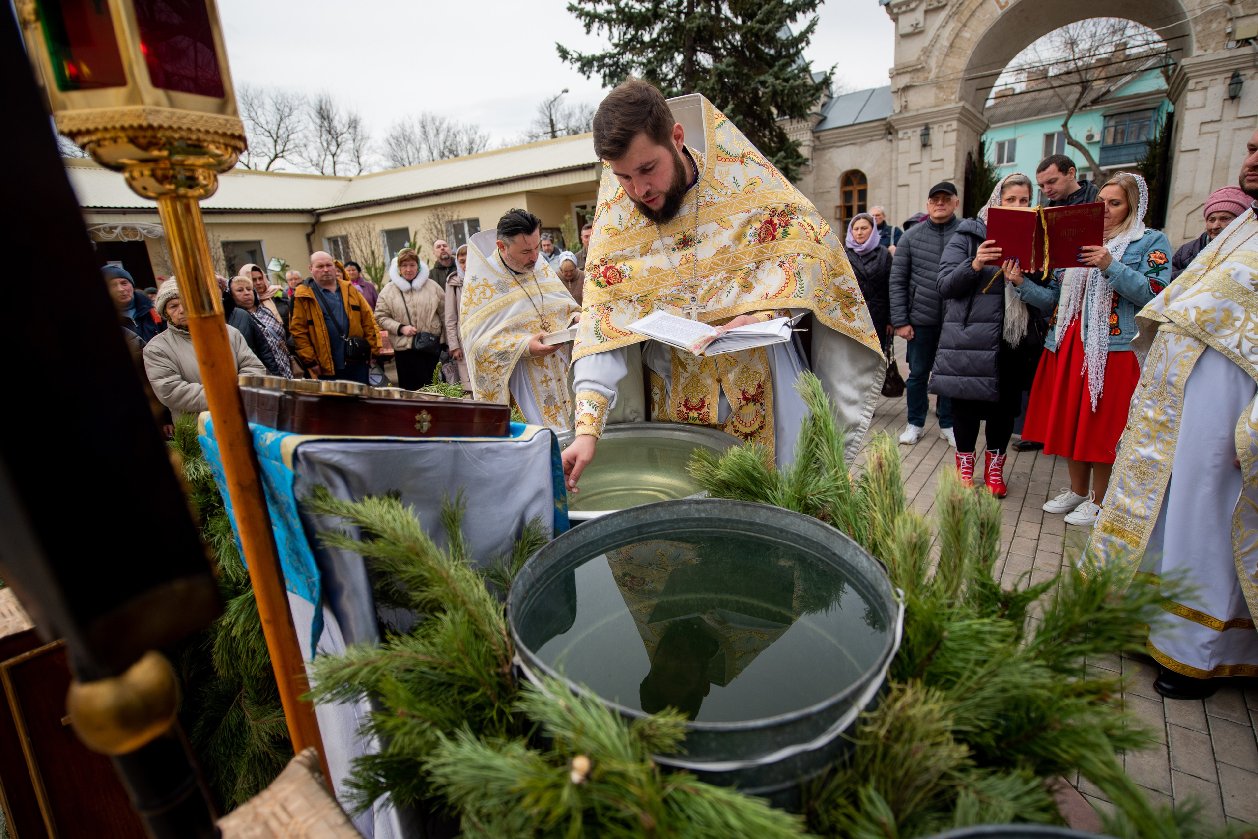 Крещение 18.01.2023. Семейный и свадебный фотограф в Феодосии и Коктебеле