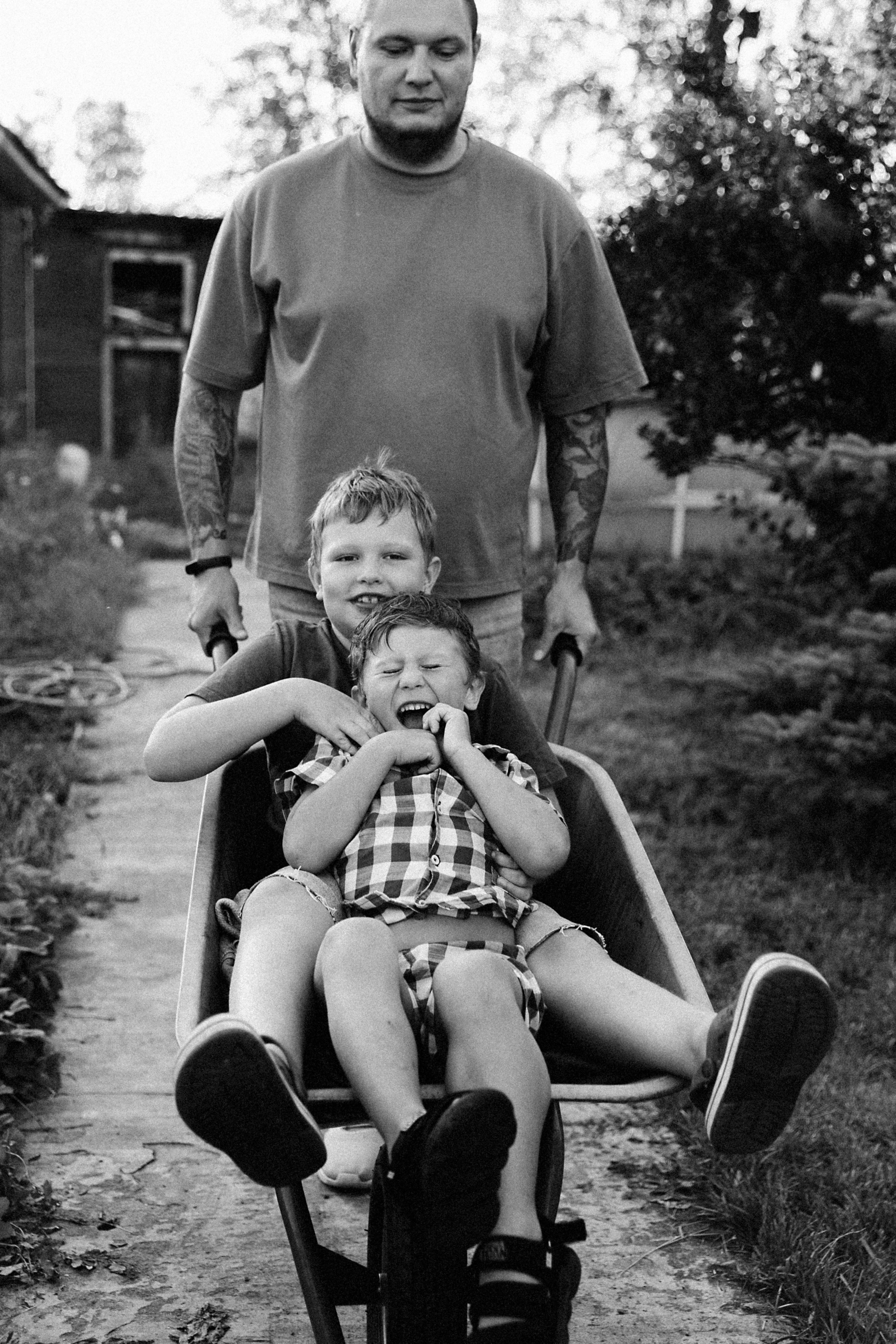 Weekend. Главная