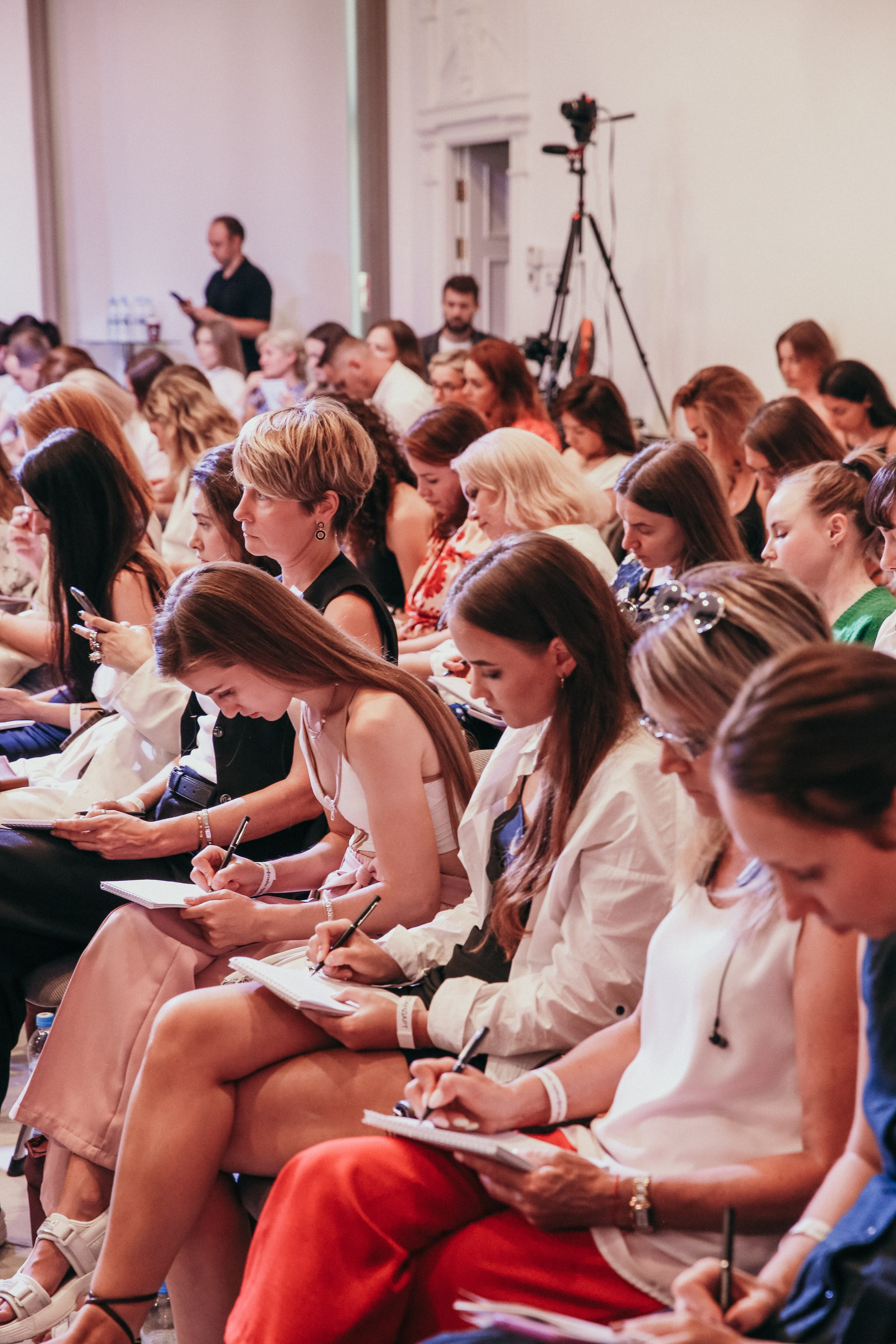 Тренинг Евгении Павловской. Фотограф и видеограф Анна Домашенко