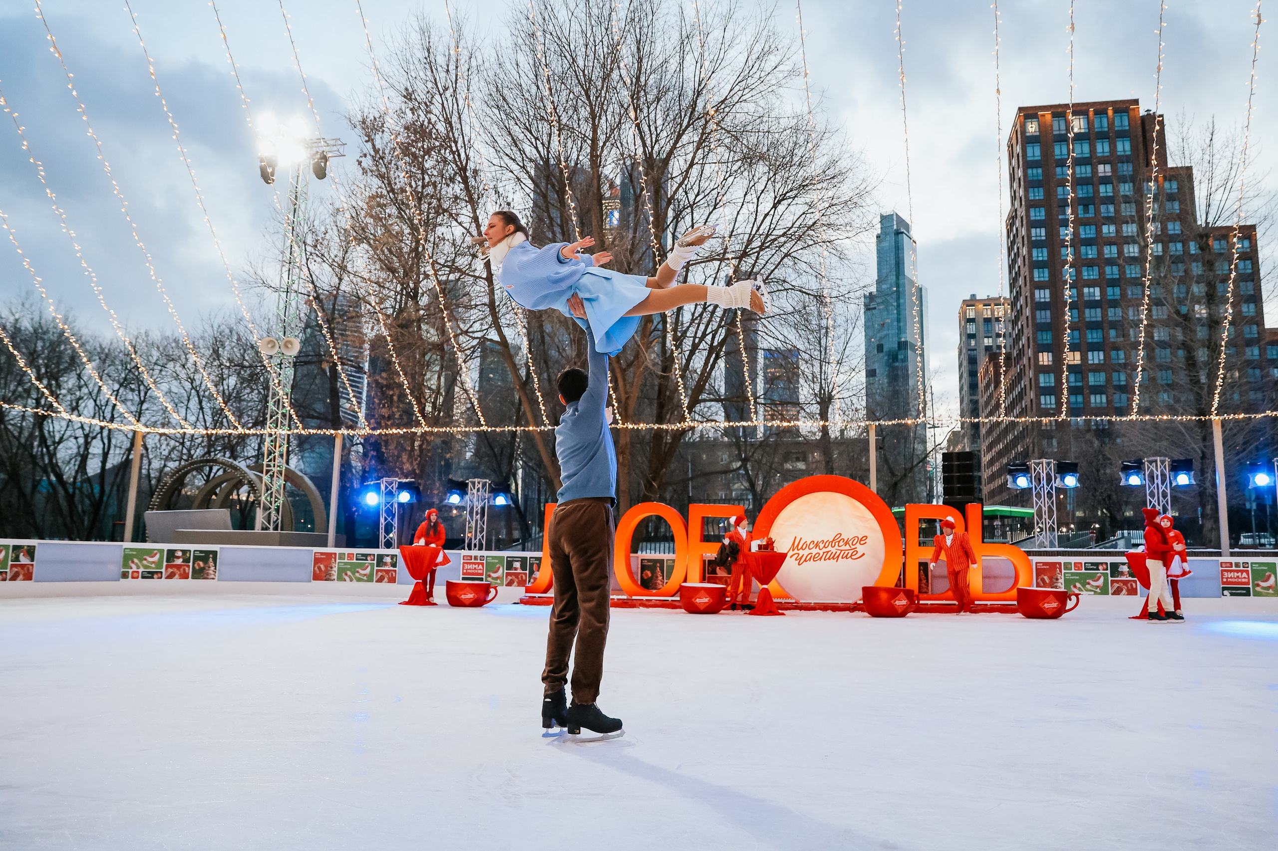 Ледовое шоу Сити каток Московское Чаепитие. Фотограф и видеограф Анна Домашенко