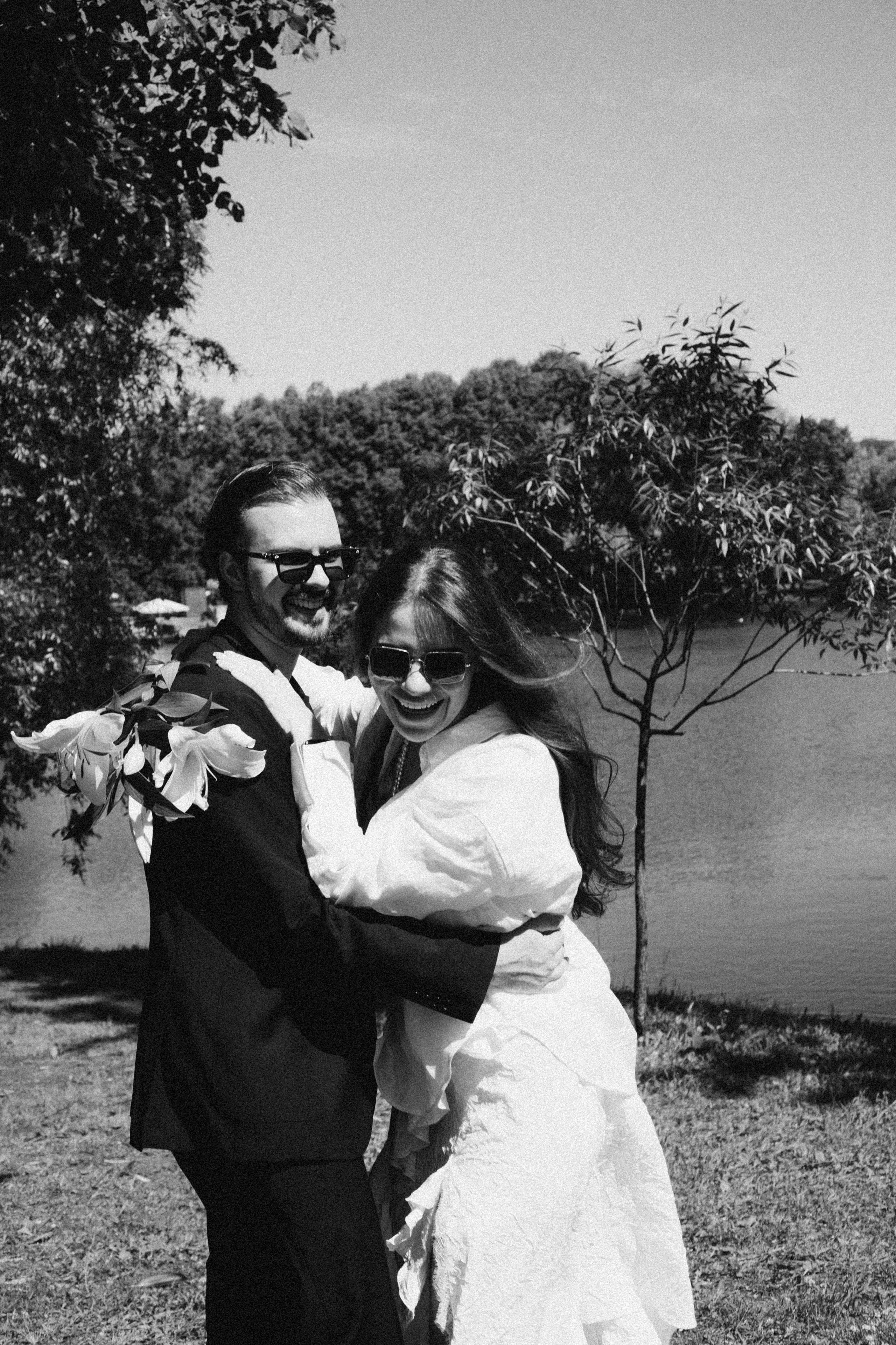 СВАДЕБНАЯ СЬЕМКА В ПАРКЕ ПОБЕДЫ И ПРОГУЛКА ПО МОСКОВСКОМУ ПРОСПЕКТУ. Профессиональный фотограф, Санкт-Петербург — Виктория Богомолова