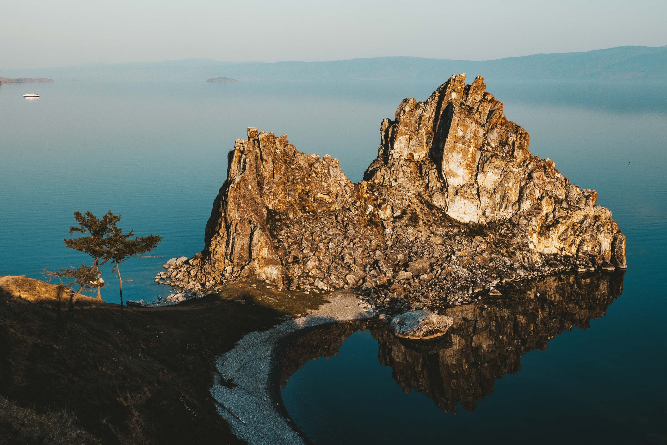 ОЛЬХОН. Фотограф Денис Рундин