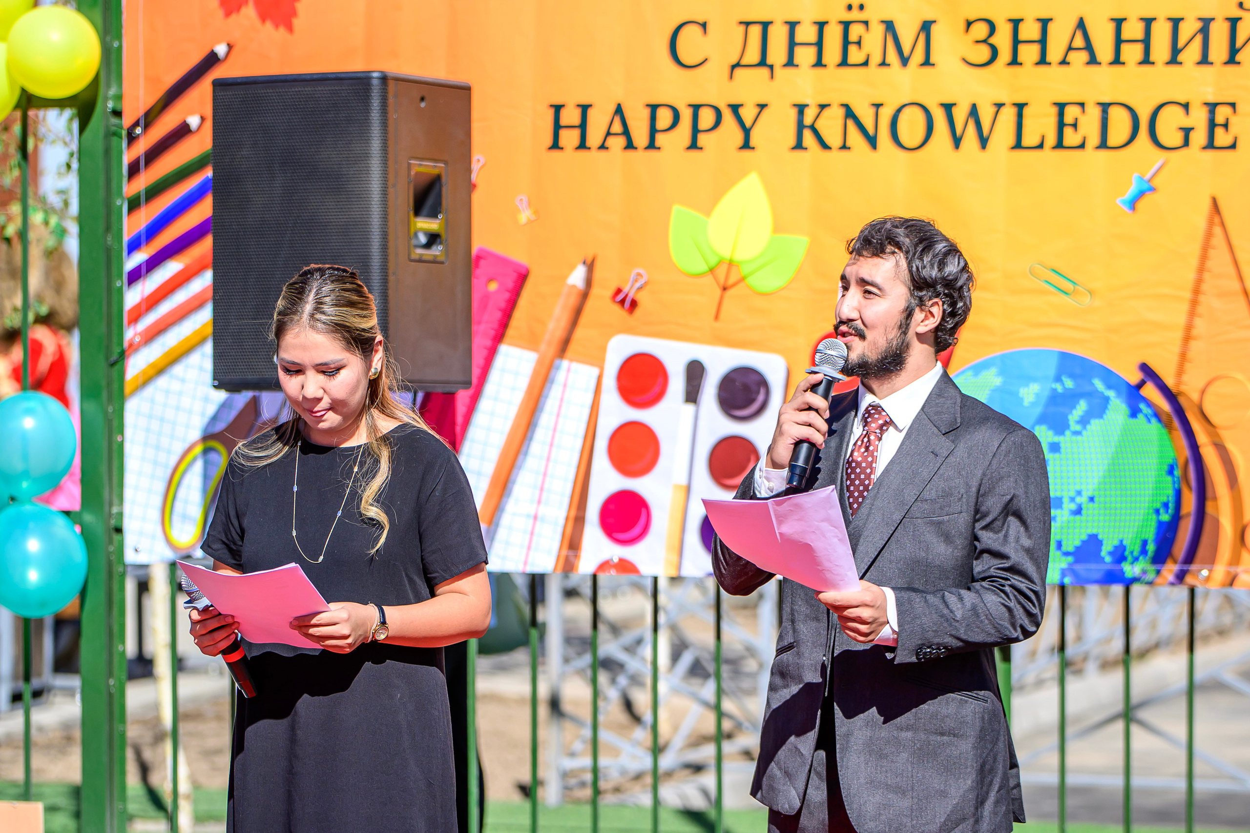 Фотосъемка мероприятия  1 Сентября в Abay International Shool. Фотограф в Алматы Егор Поленов
