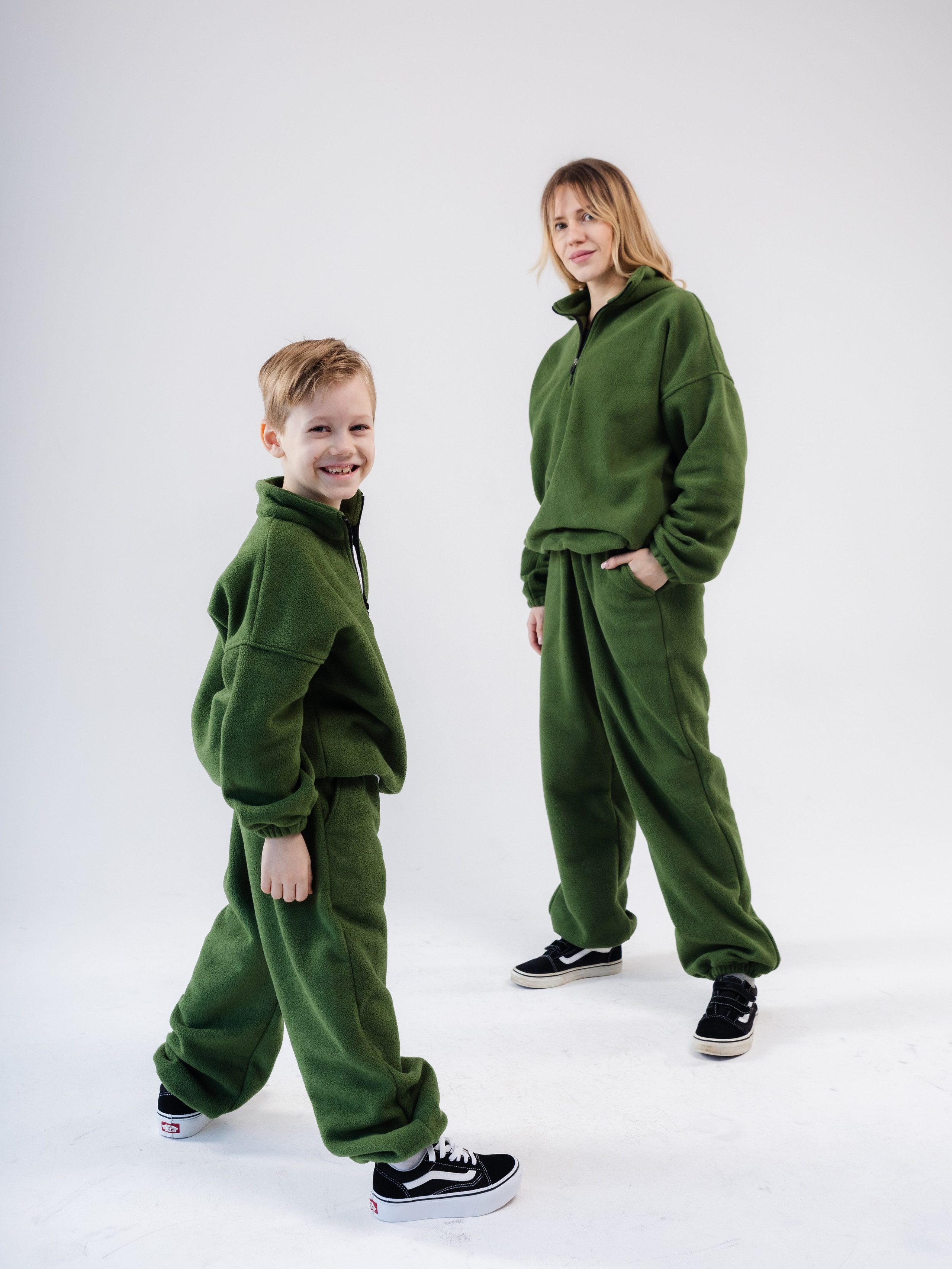 Tiny Bestie костюмы. Фотограф Иван Косарев