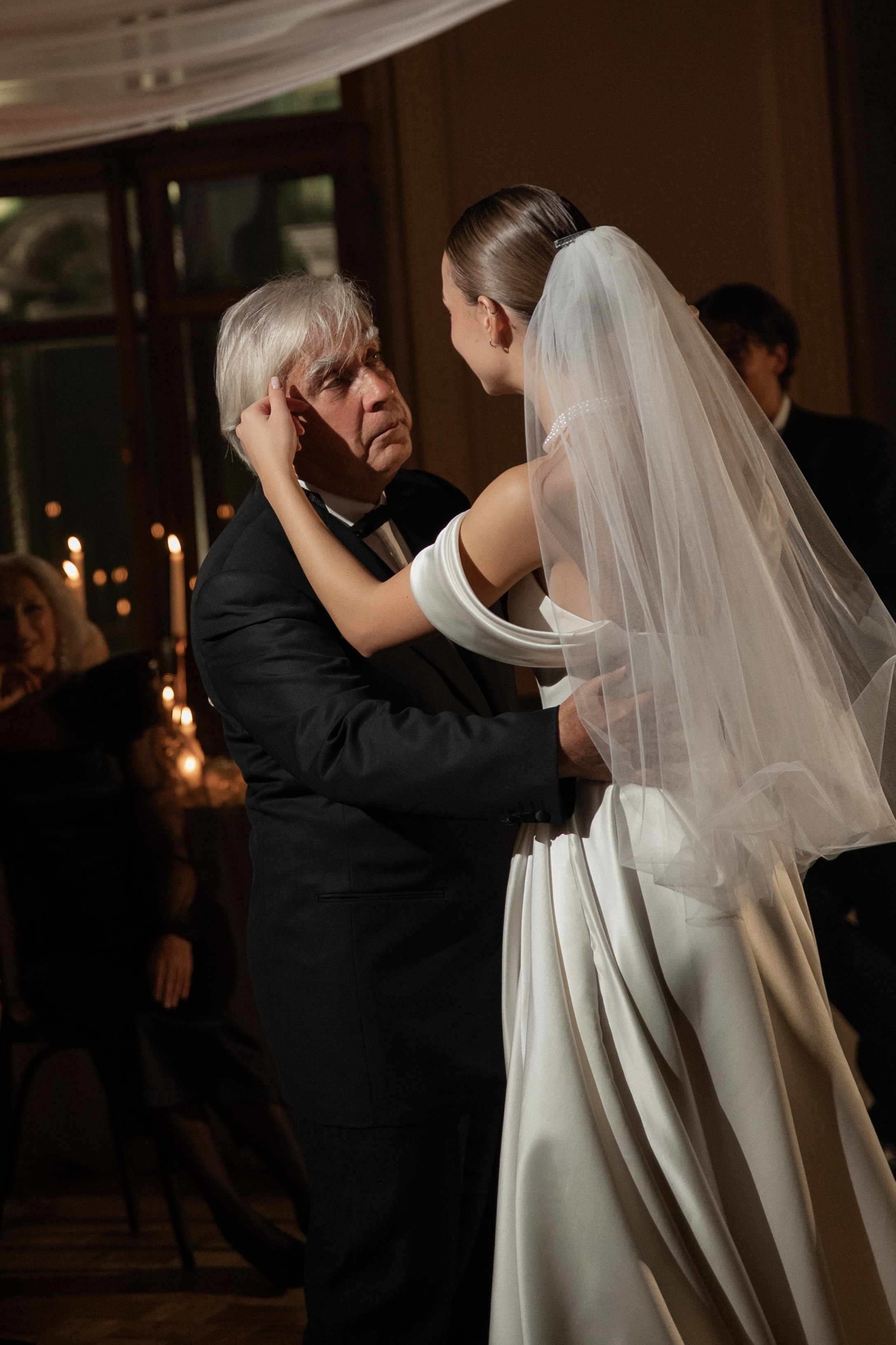 Камерный свадебный ужин при свечах в старинном особняке в фотостудии 21. Kult. Ярослава Ерина — свадебный фотограф в Москве