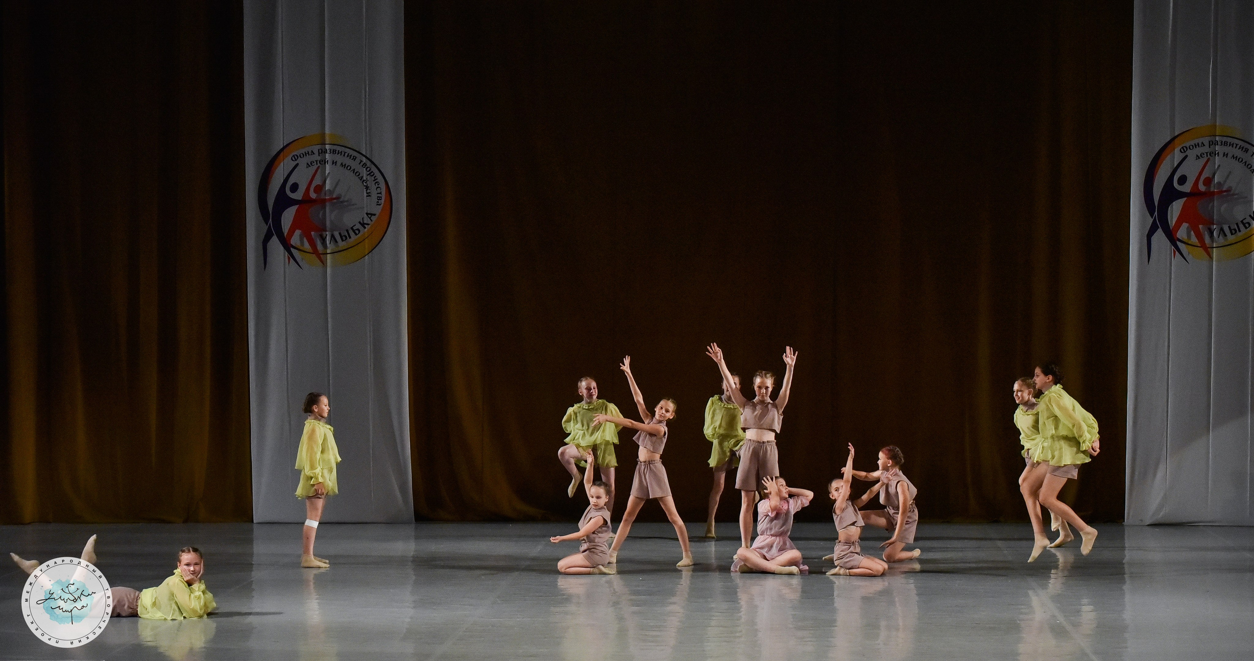 04.07.2024 Финал Международного творческого проекта «Улыбки Мира» г. СПБ. Медиастудия Фото Концепт