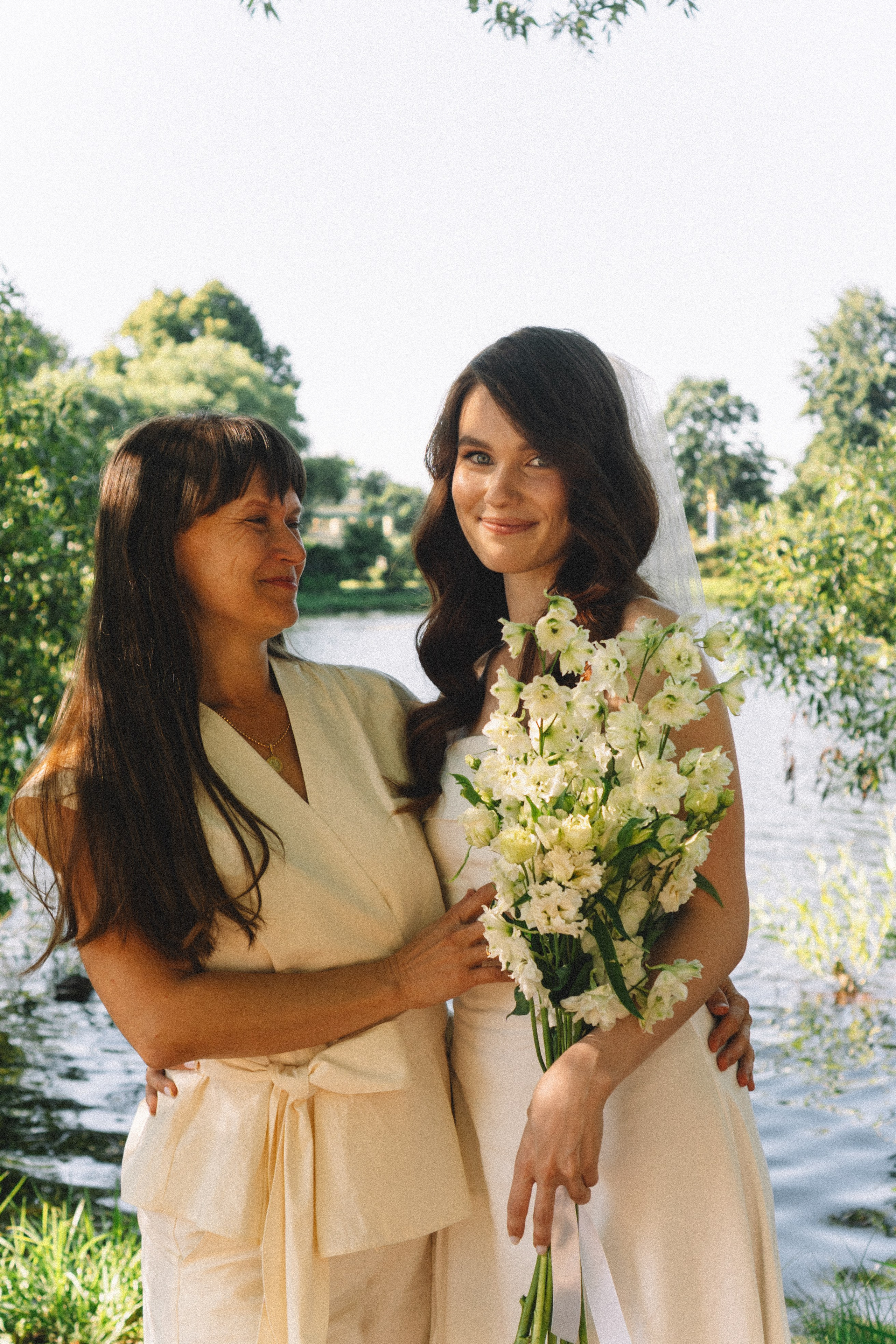 СВАДЕБНАЯ СЬЕМКА В ПЕТЕРГОФЕ И СЬЕМКА РЕПОРТАЖА В ЗАГСЕ ПЕТЕРГОФА. Профессиональный фотограф, Санкт-Петербург — Виктория Богомолова