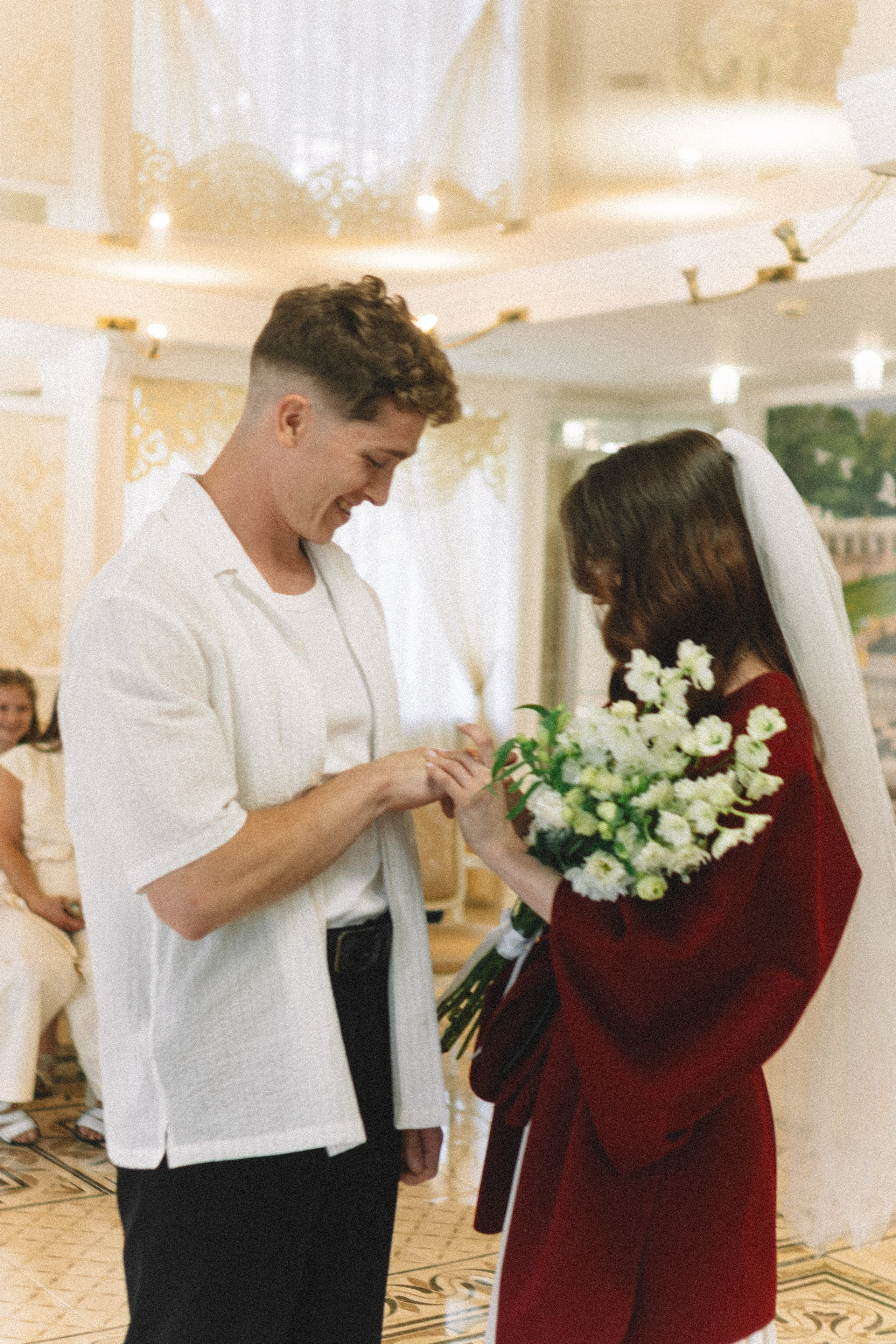 СВАДЕБНАЯ СЬЕМКА В ПЕТЕРГОФЕ И СЬЕМКА РЕПОРТАЖА В ЗАГСЕ ПЕТЕРГОФА. Профессиональный фотограф, Санкт-Петербург — Виктория Богомолова