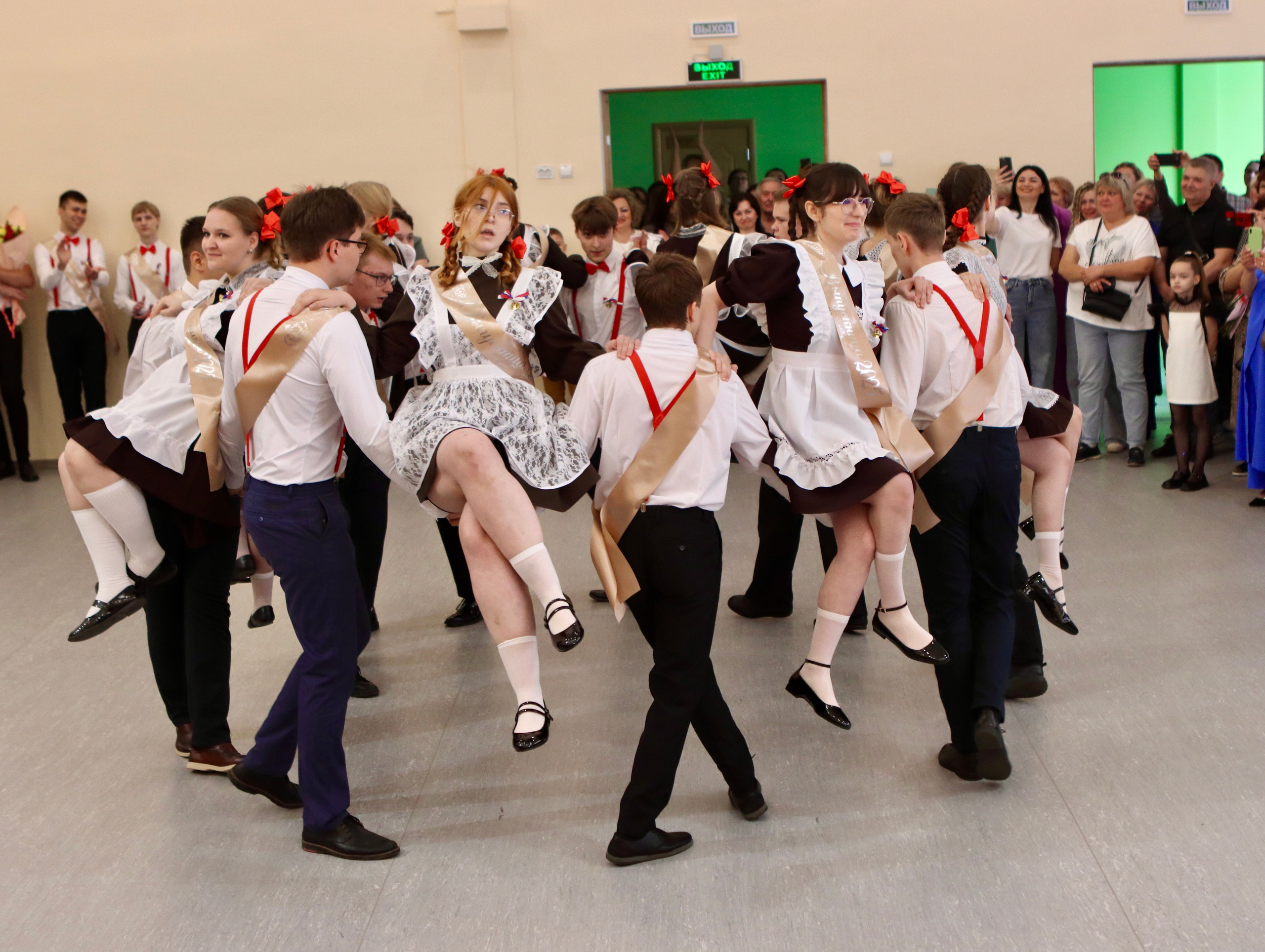 Школьный выпускной. Фотограф в Курске Смирнов Евгений