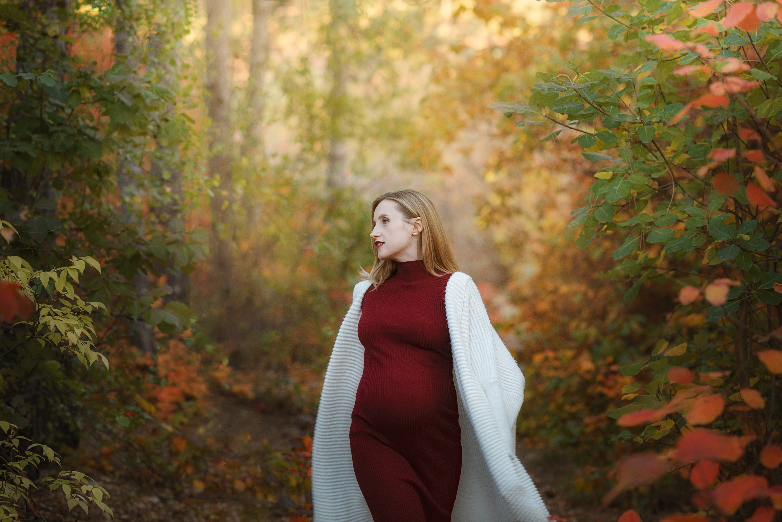 Прогулочная осенняя фотосессия «В ожидании» для Сергея и Татьяны. Фотограф Симферополь Крым Ольга Топоривская