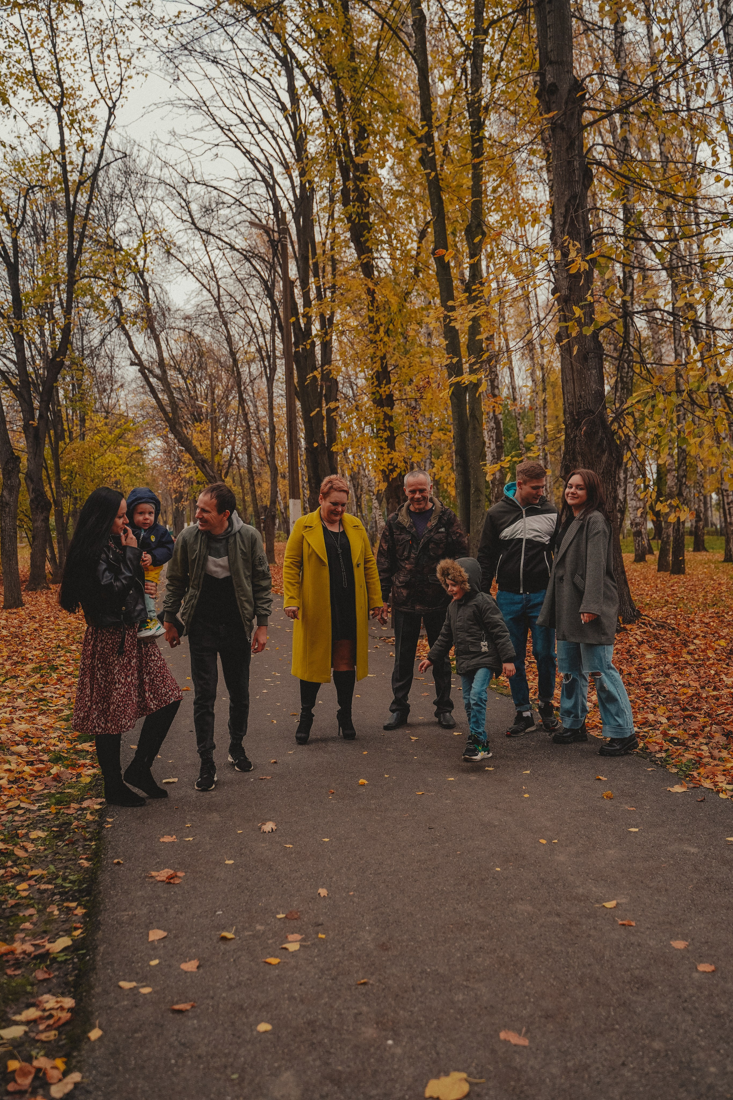 Фотосессия большой семьи в парке. Семейный и женский фотограф в Краснодаре Анастасия Приймак
