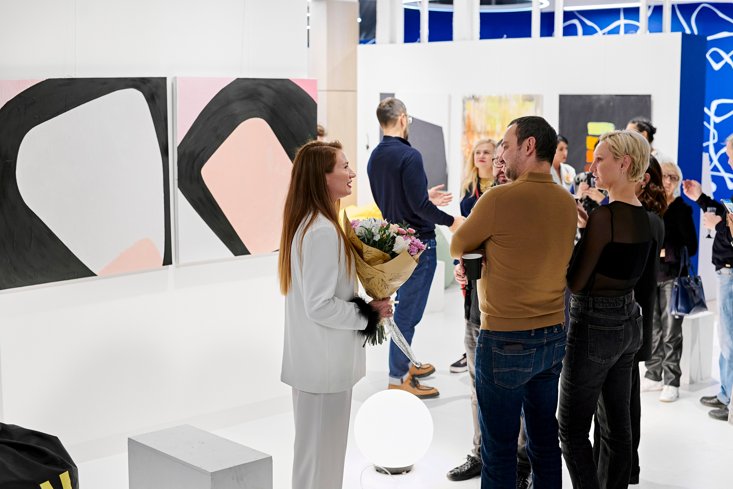 The Holst. Выставка Юлии Остапенко. Фотограф Постольник Дарья