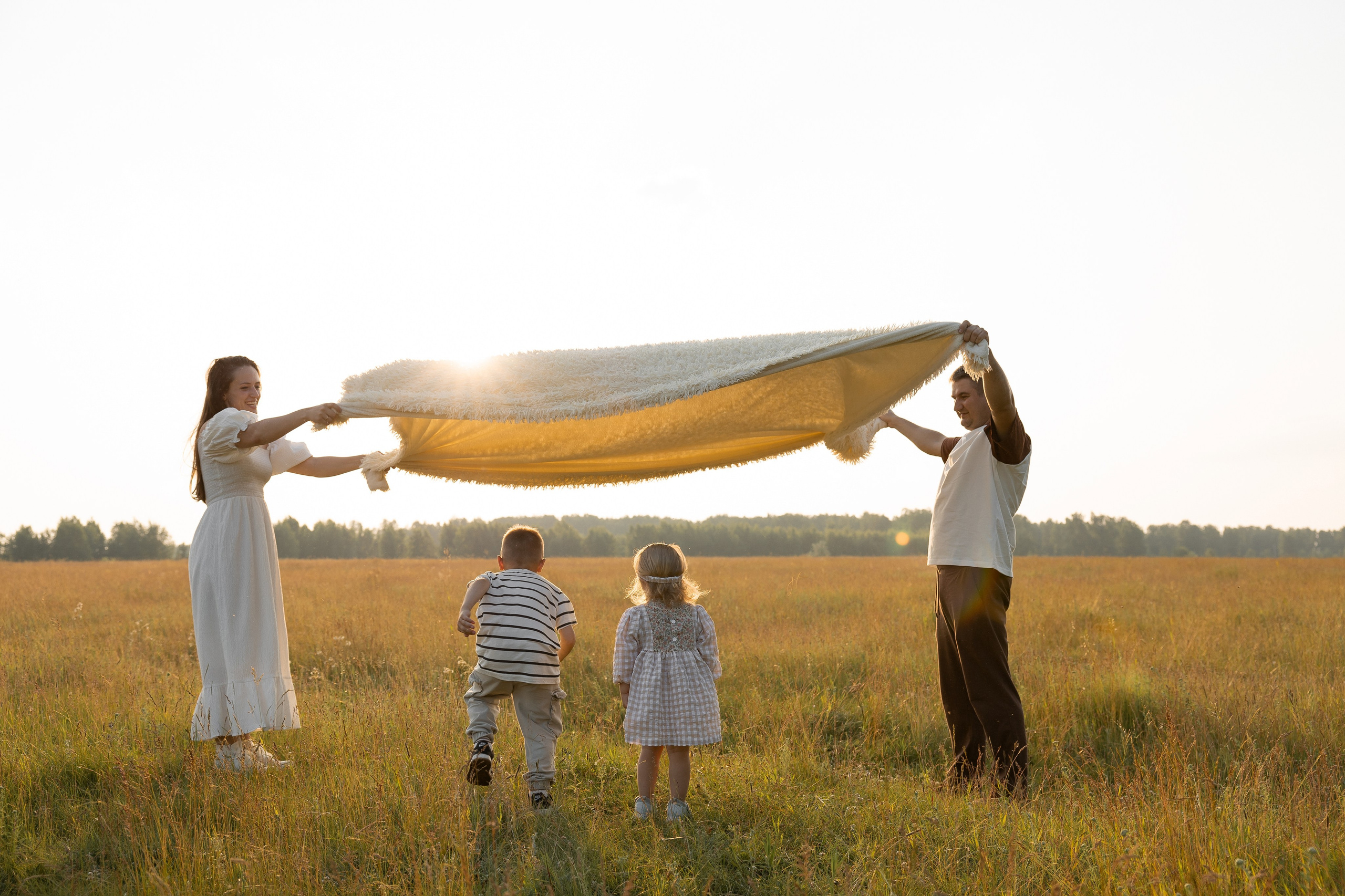 В поле. Семейный и свадебный фотограф в Челябинске Мария Леонтьева