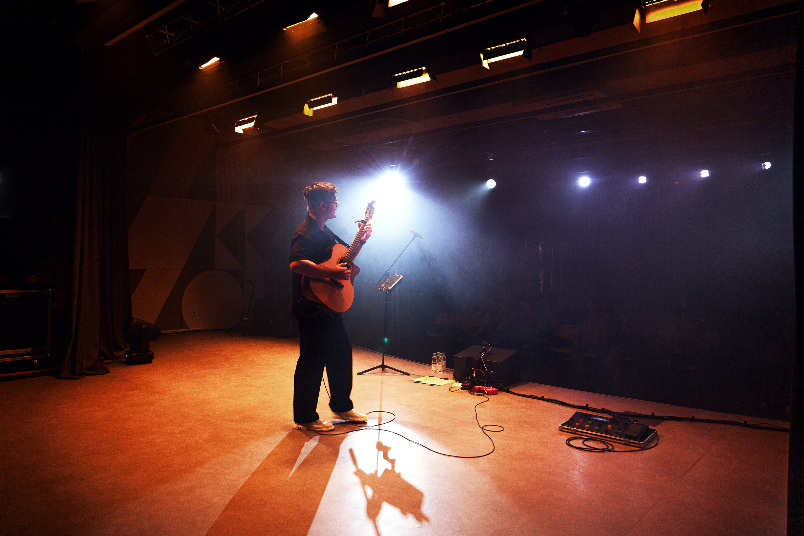 Дамир. Сольник Ноябрь 2025. Design Muginov