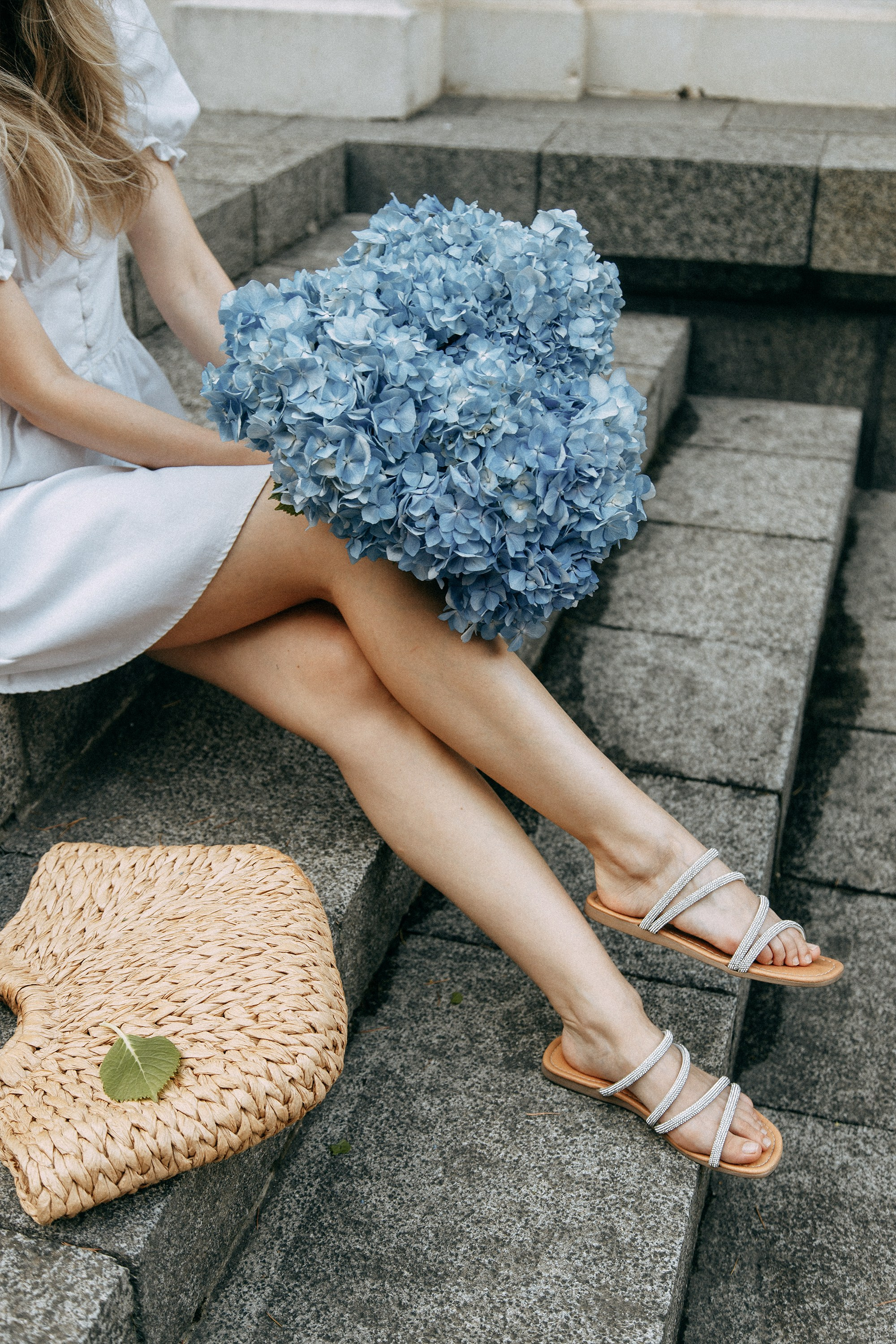 Фотосессия с гортензиями в Батуми