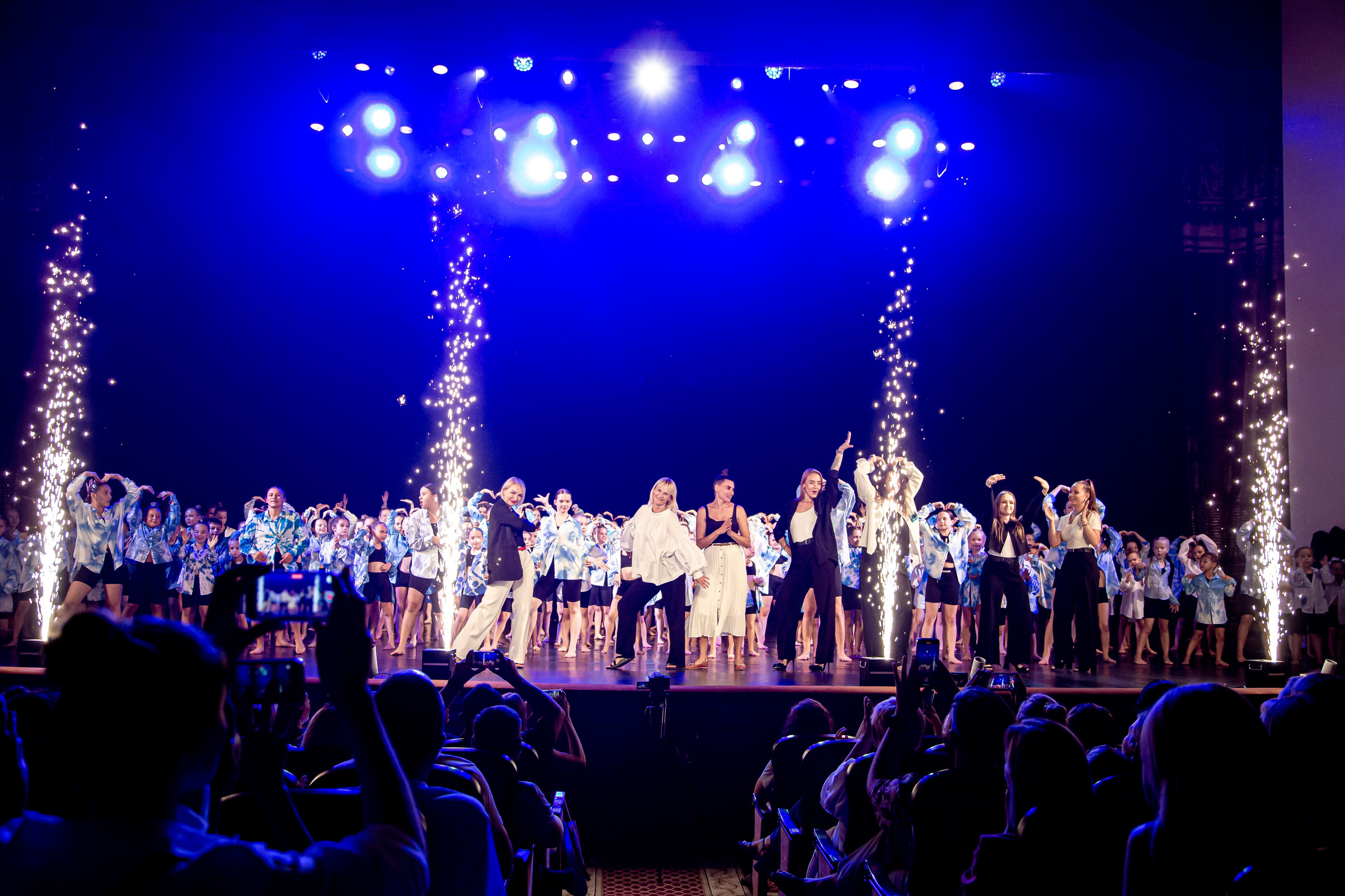 ОТЧЕТНЫЙ КОНЦЕРТ ХОРЕОГРАФИЧЕСКОЙ ШКОЛЫ НИКА. Фотограф в Сочи Юрий Шептаев