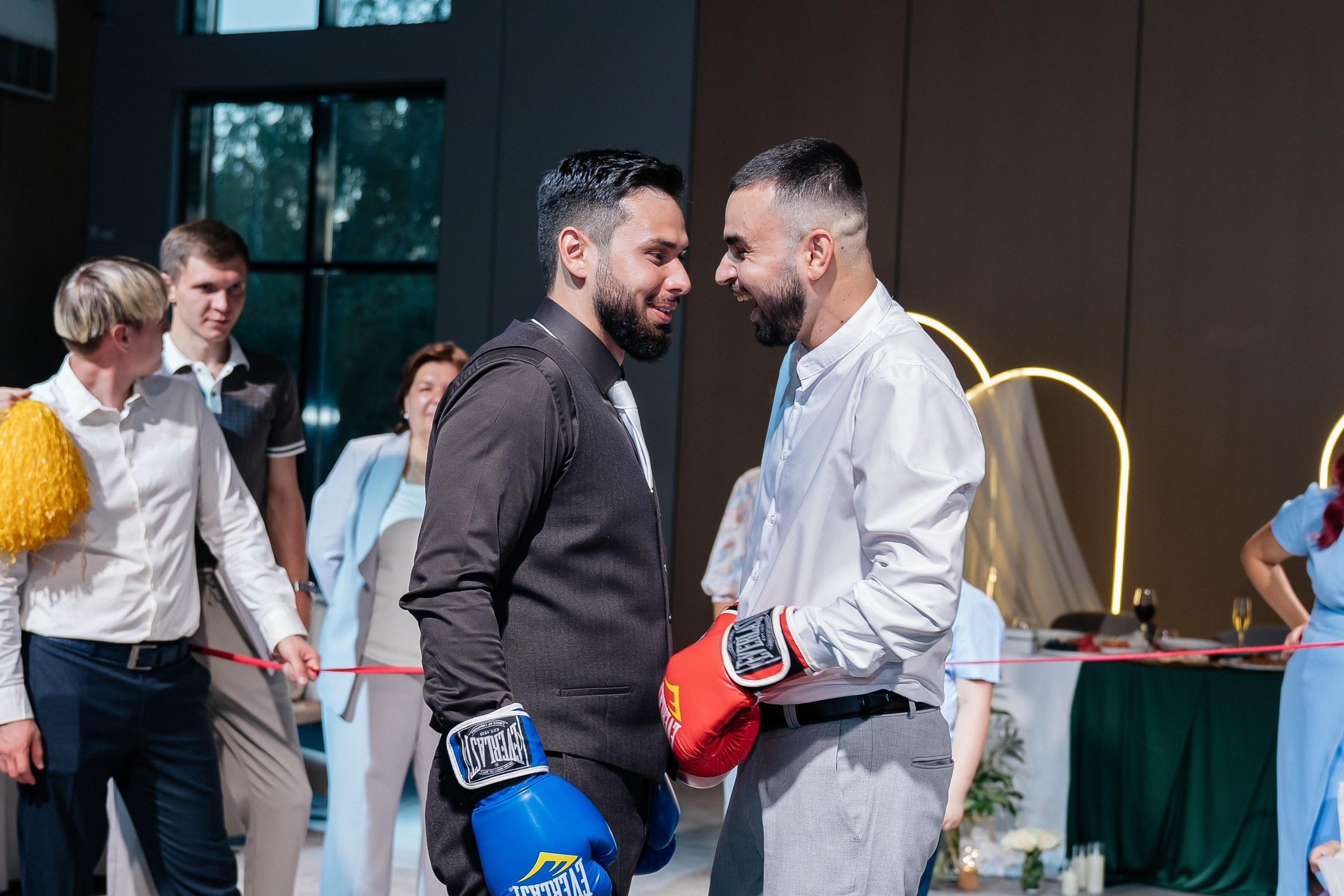 Свадебный репортаж. Для тех, кто не ждёт удачи, а создаёт её. Каждая фотосессия — это твой момент, твой стиль, твой успех. 📸