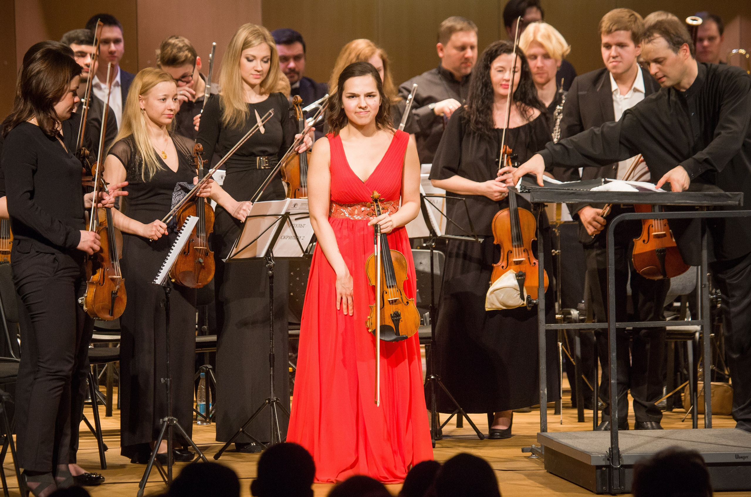 Концерт в Центре Павла Слободкина. Дарья Письменюк / Darya Leitstern — фотограф, музыкант, журналист, путешественник