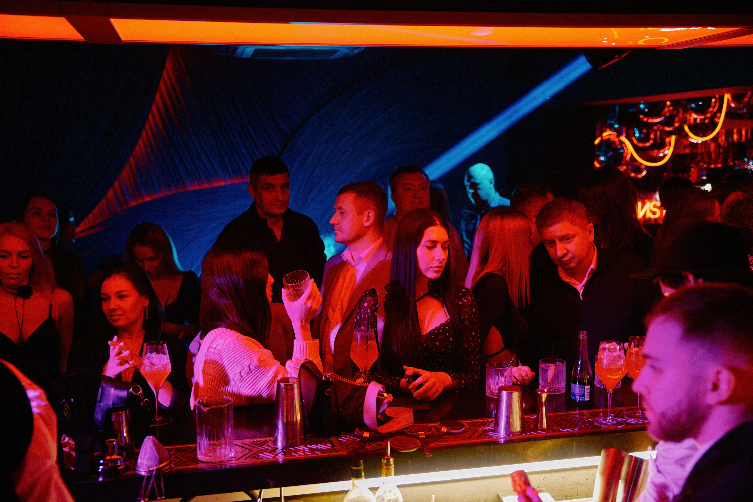 ИSTORИЯ GRAND OPENING. ФОТОГРАФ НА МЕРОПРИЯТИЕ ОТ СОЛЬ МЕДИА PRODUCTION