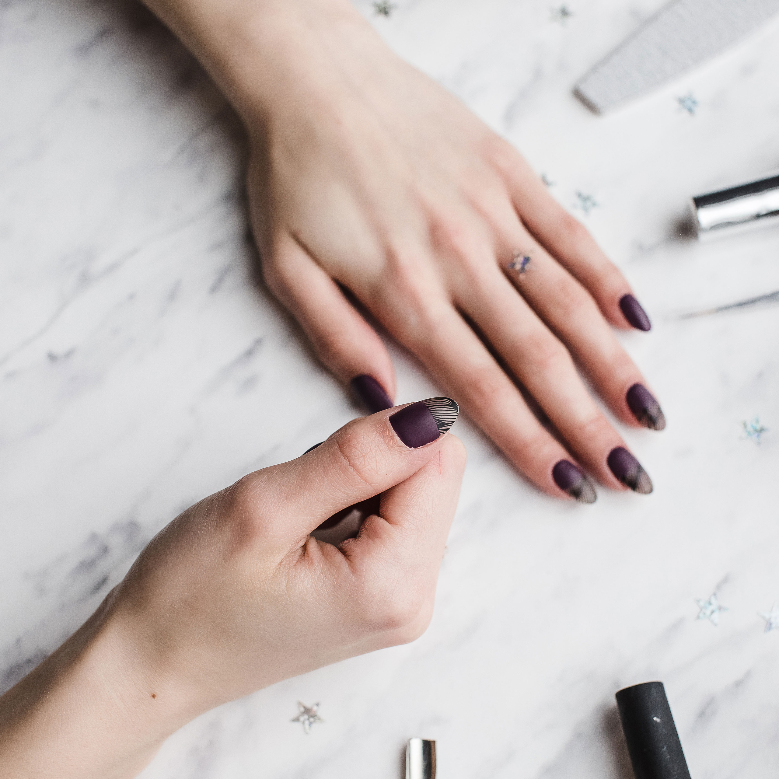 Мастер маникюра @jeneva.vrn. Портретный и свадебный фотограф в Воронеже Елена Михайлова